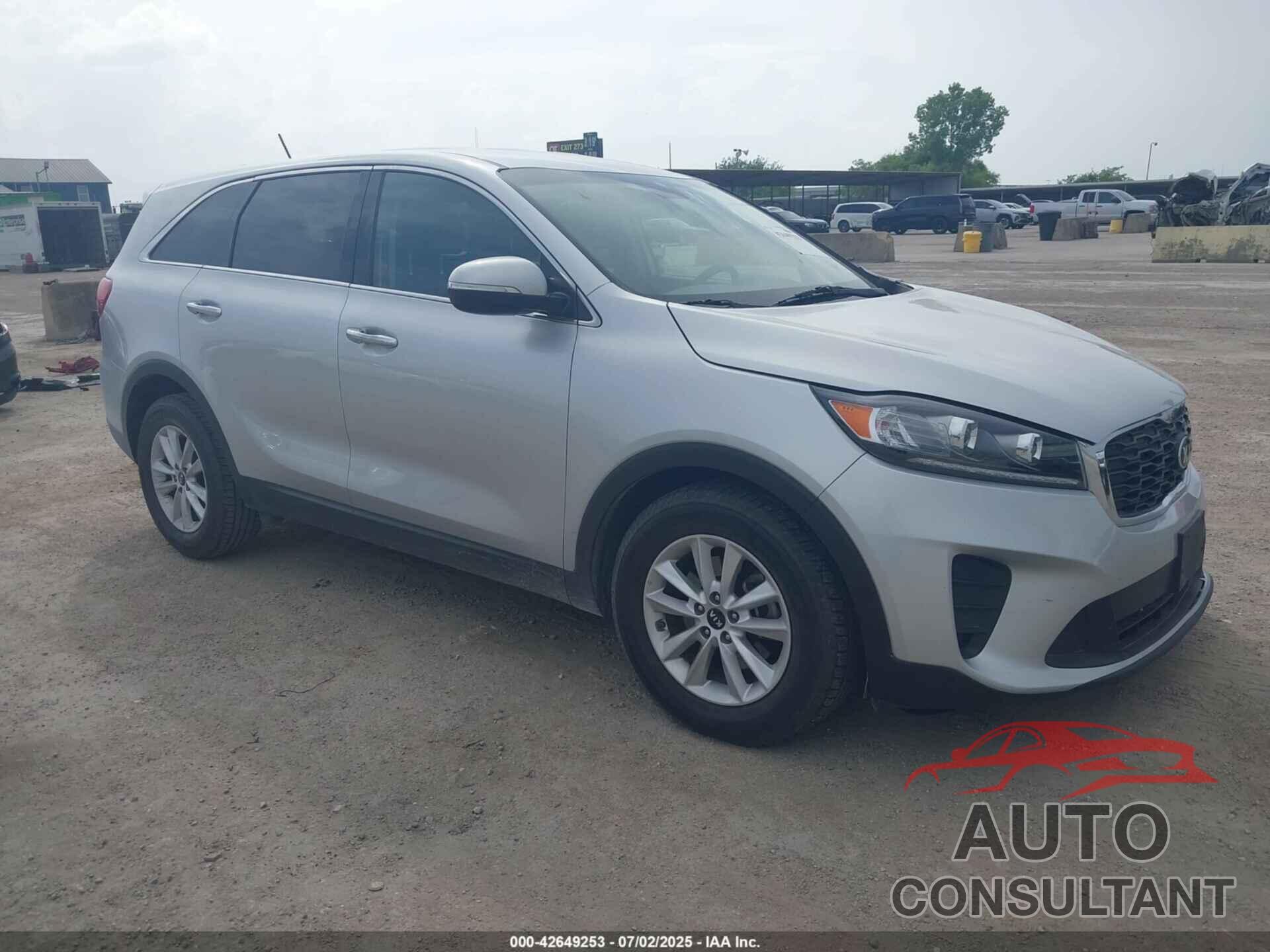 KIA SORENTO 2019 - 5XYPG4A54KG559253