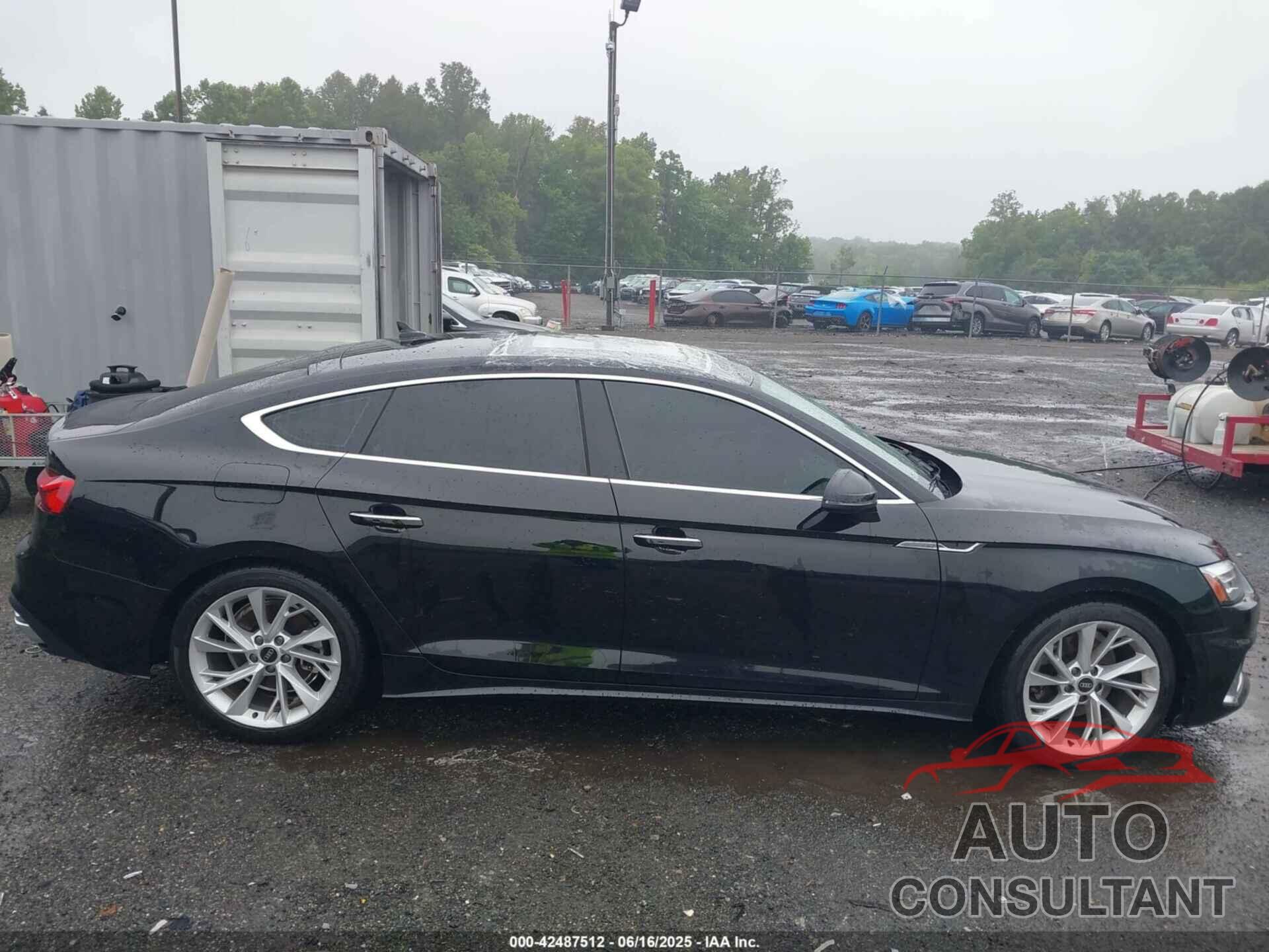 AUDI A5 SPORTBACK 2022 - WAUABCF55NA006068