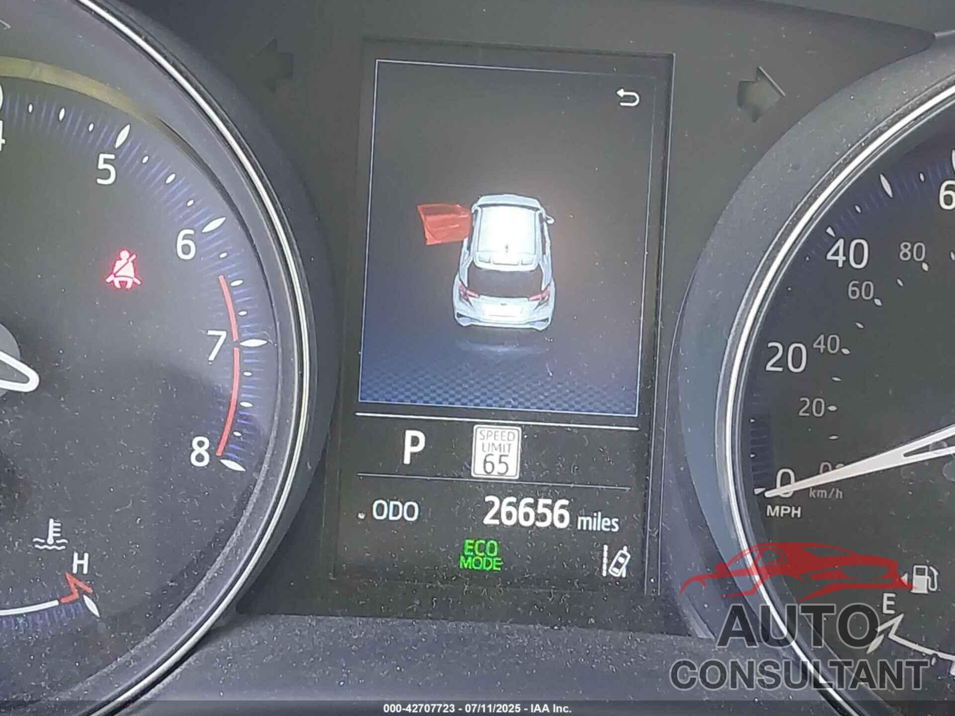 TOYOTA C-HR 2021 - JTNKHMBX0M1116166
