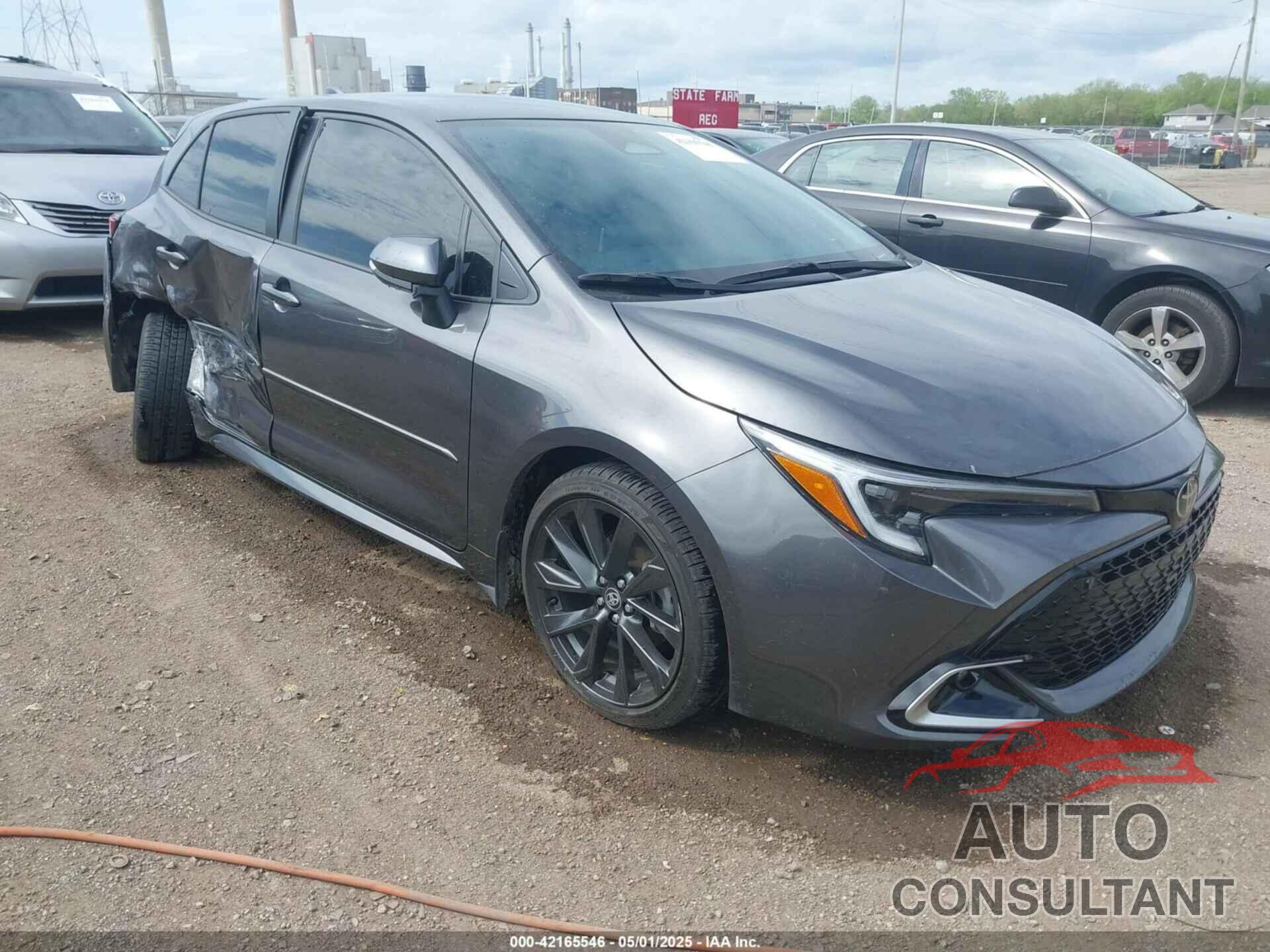 TOYOTA COROLLA 2023 - JTNC4MBE2P3196528