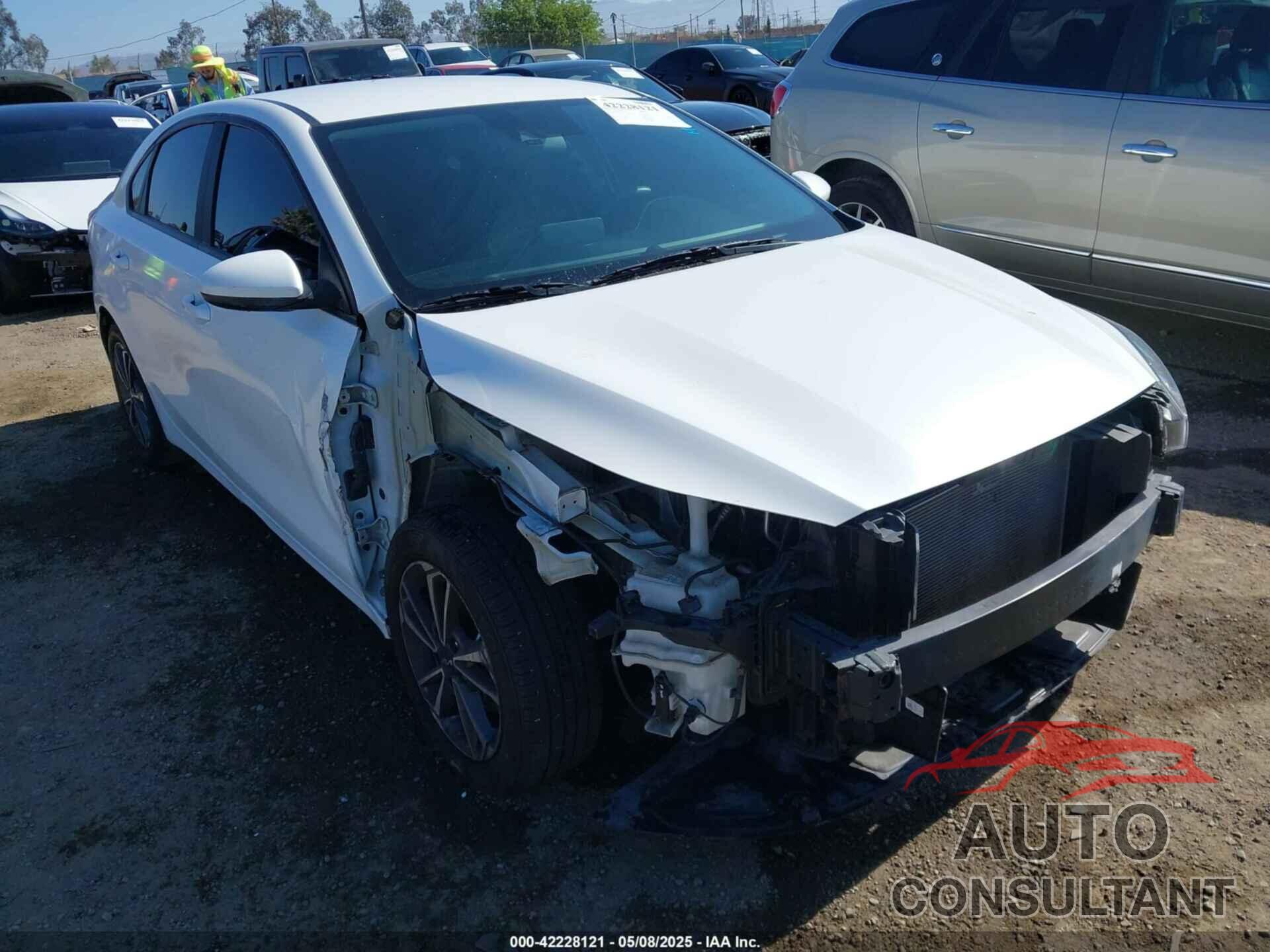 KIA FORTE 2023 - 3KPF24AD3PE595716