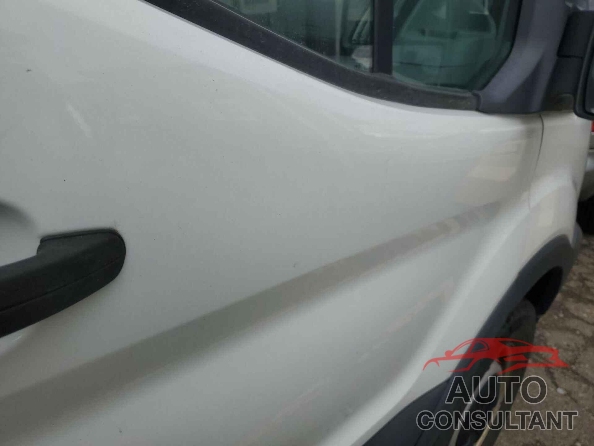 FORD TRANSIT 2018 - 1FTYR1YM2JKB43849