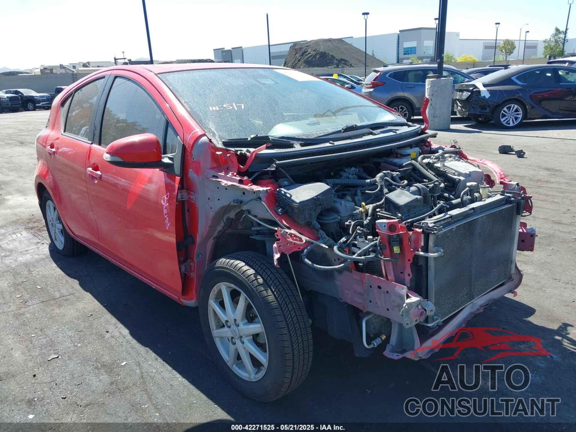 TOYOTA PRIUS C 2017 - JTDKDTB30H1594830