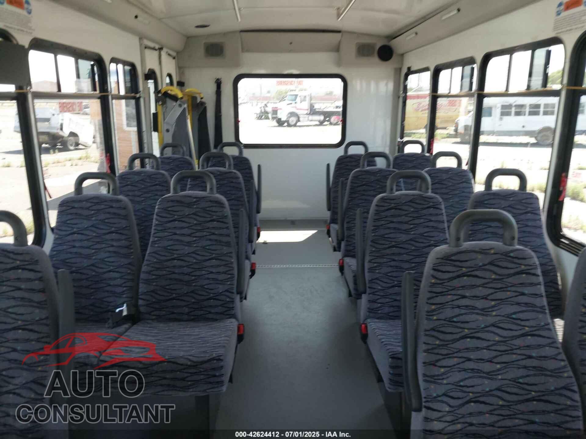 FORD E-450 CUTAWAY 2016 - 1FDFE4FS5GDC03945