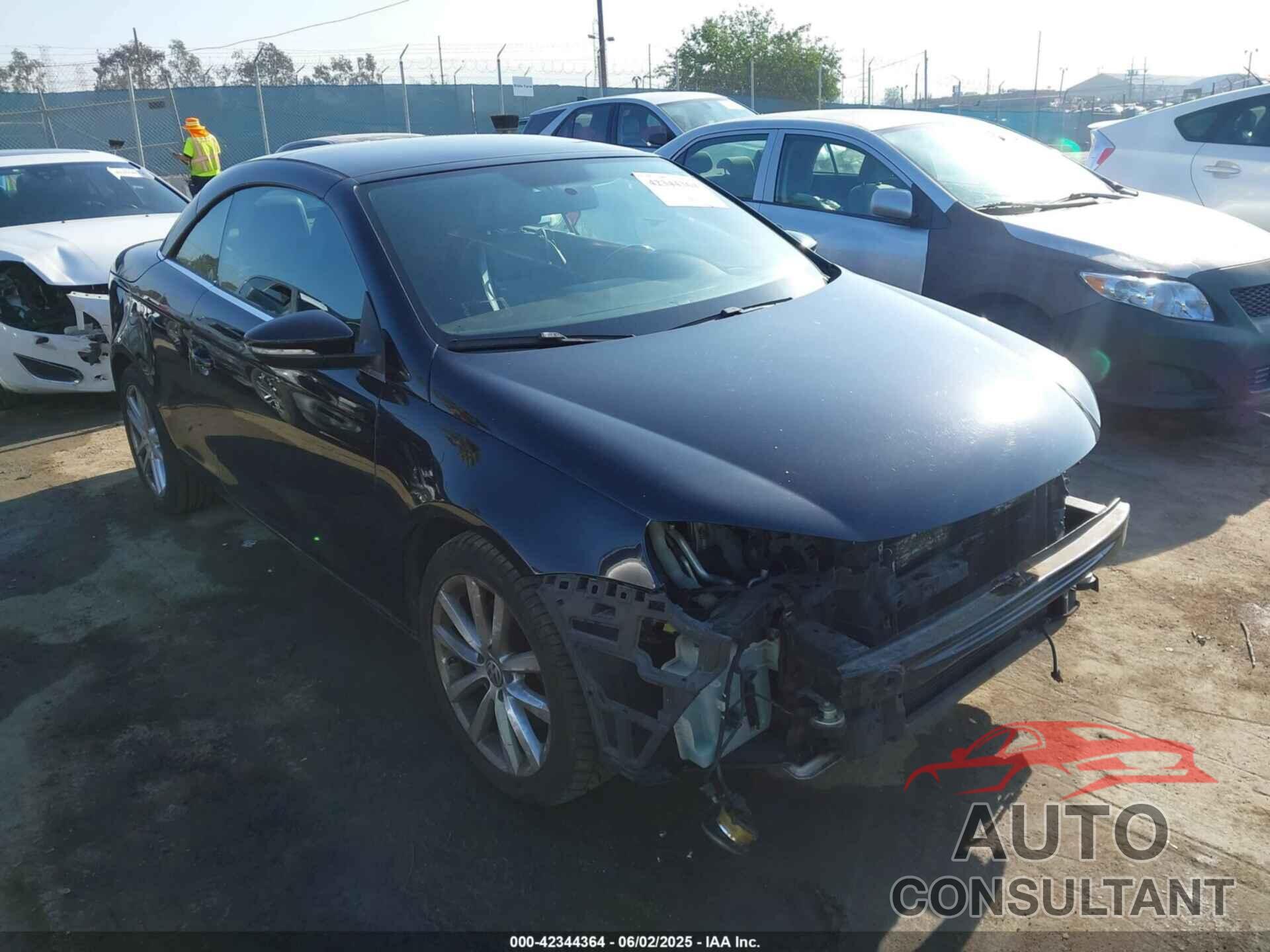 VOLKSWAGEN EOS 2013 - WVWBW8AH1DV004187
