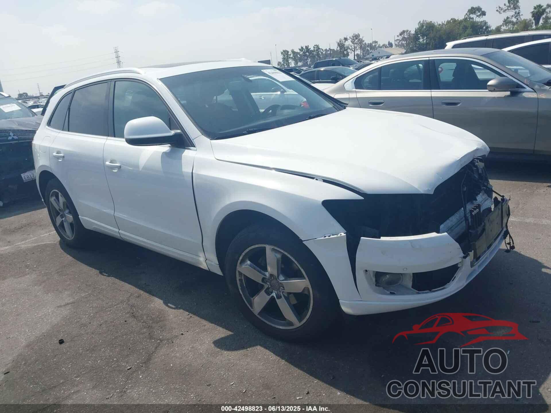 AUDI Q5 2010 - WA1LKAFP1AA003660