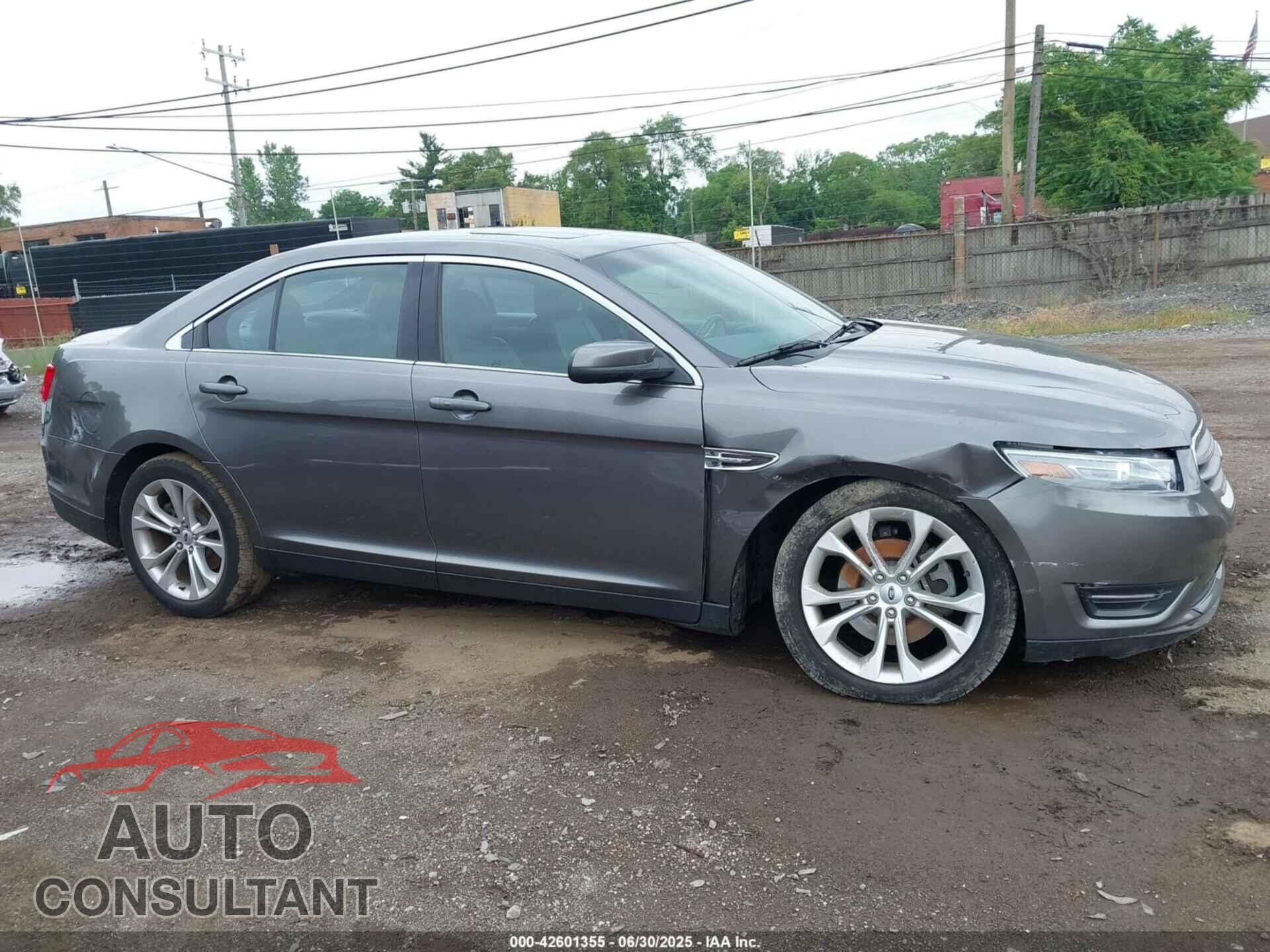 FORD TAURUS 2013 - 1FAHP2E89DG120584