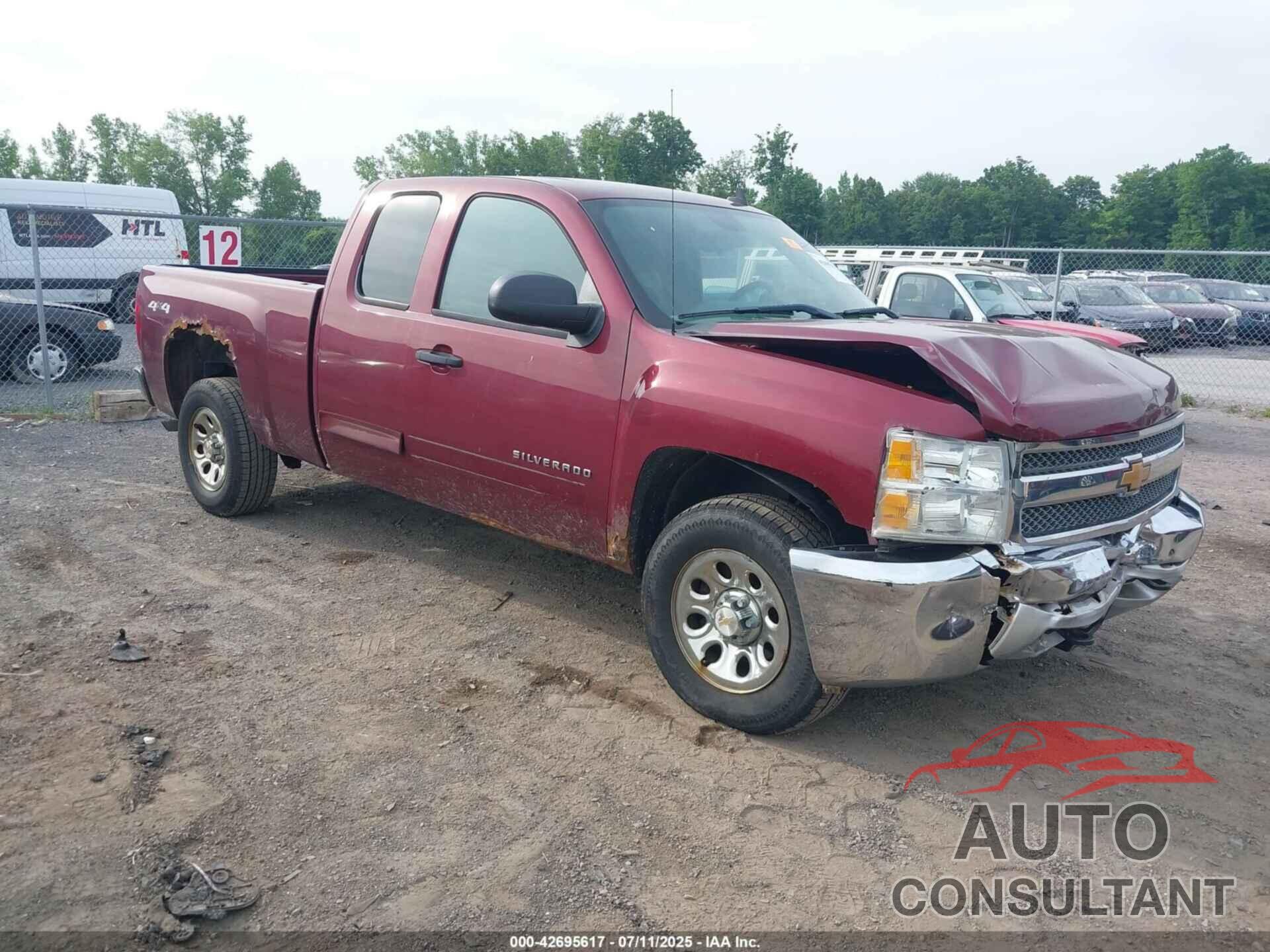 CHEVROLET SILVERADO 1500 2013 - 1GCRKREA9DZ294040