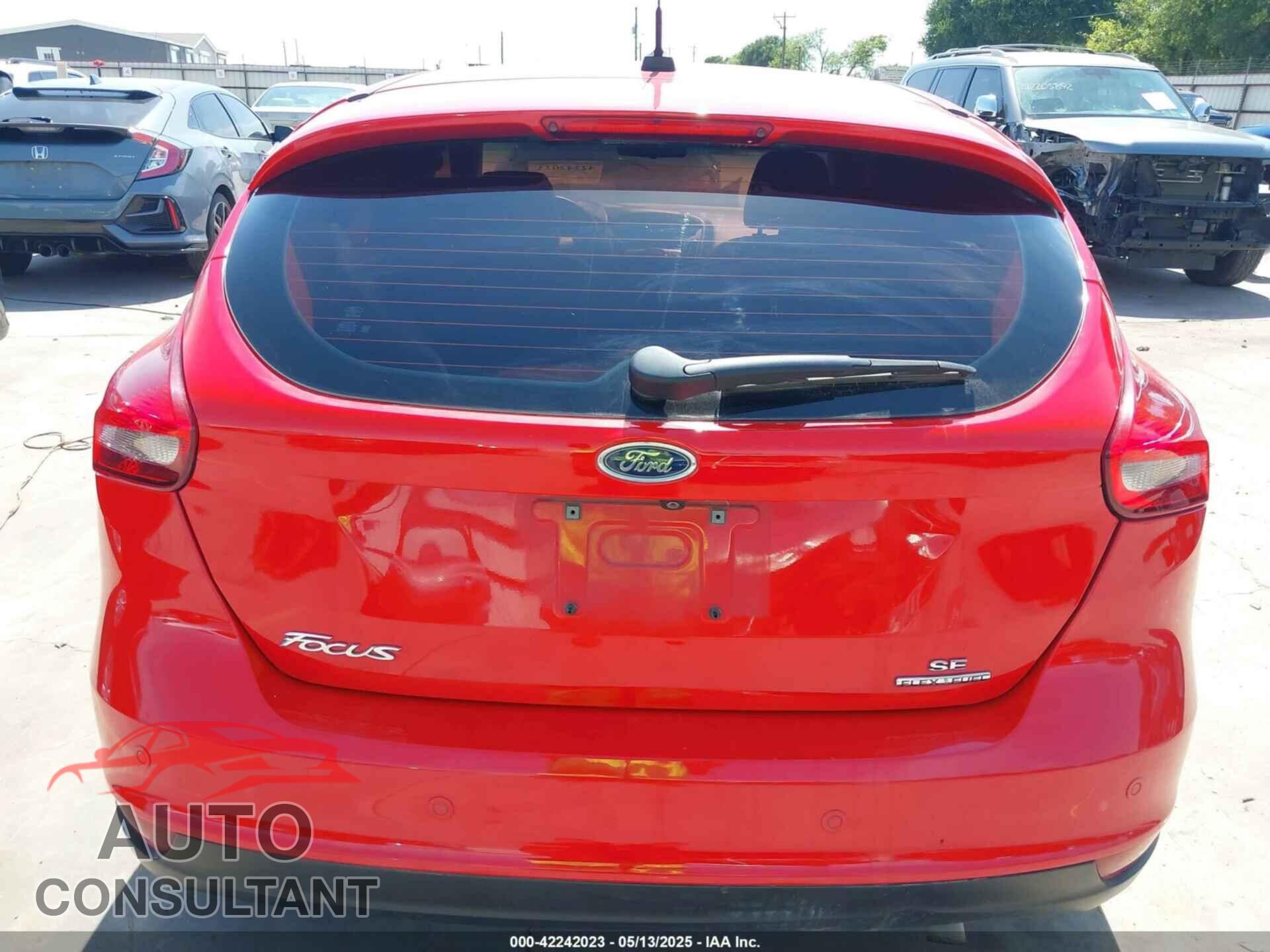 FORD FOCUS 2015 - 1FADP3K29FL347739