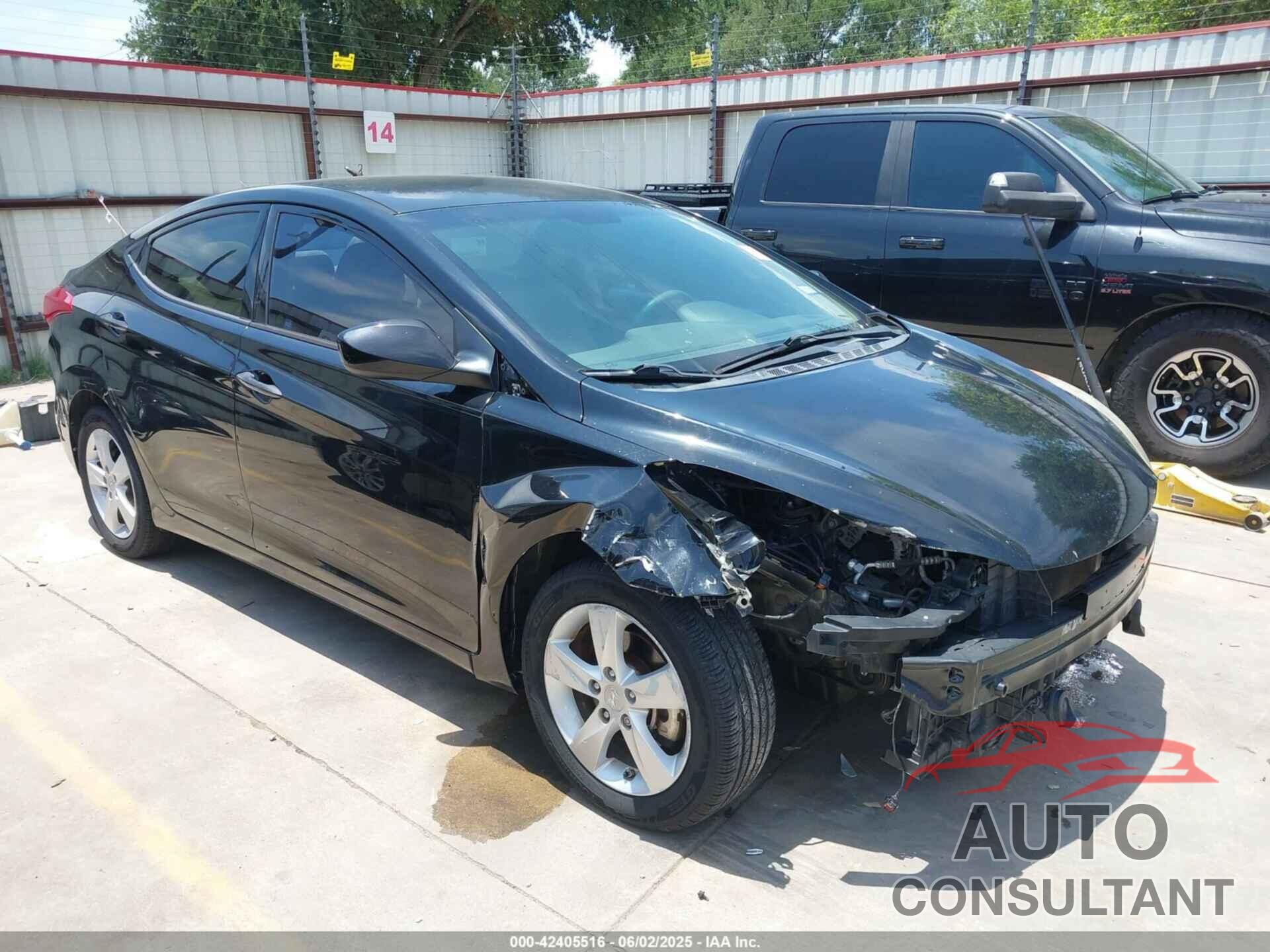 HYUNDAI ELANTRA 2013 - 5NPDH4AE0DH335313