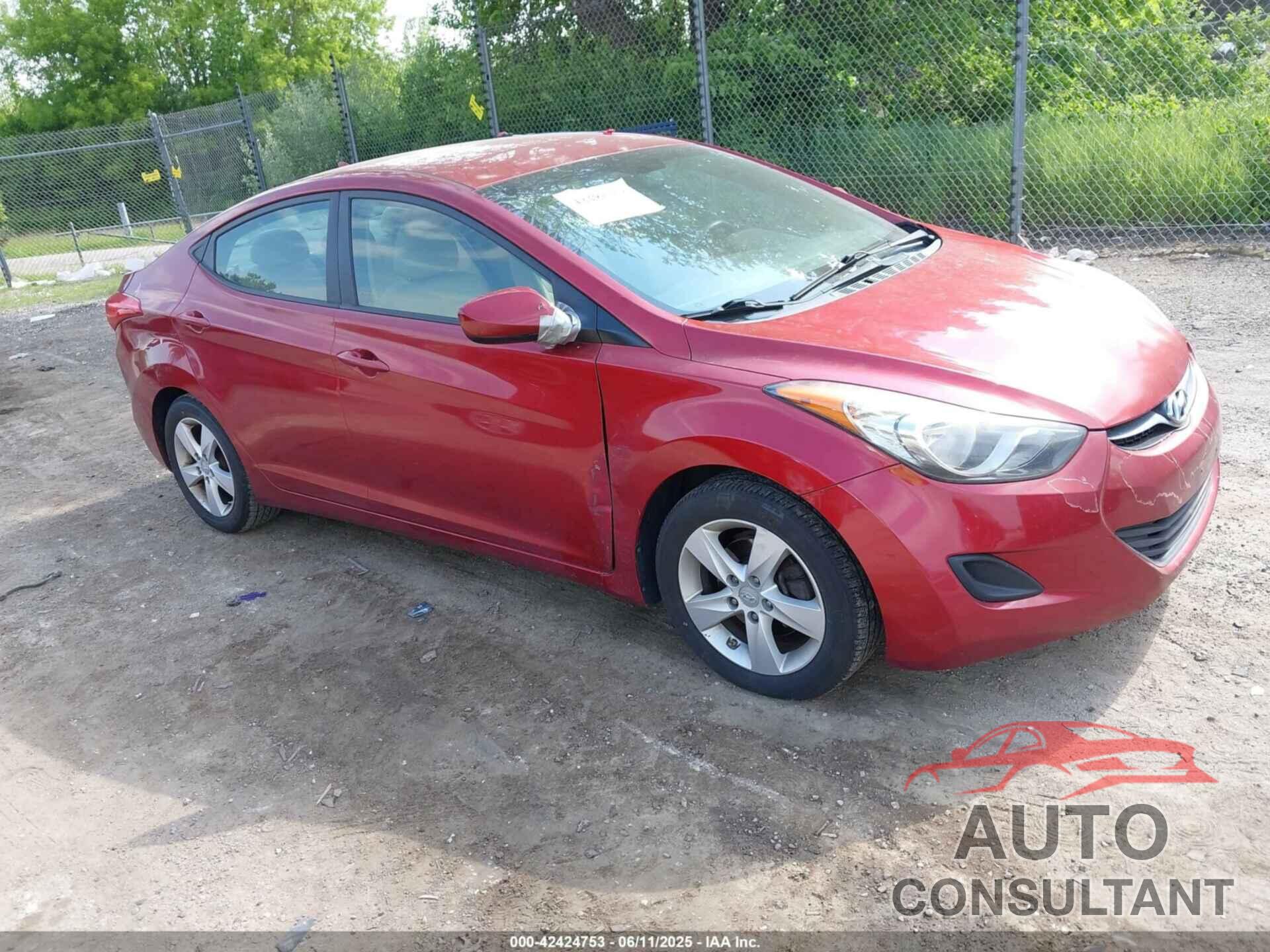 HYUNDAI ELANTRA 2013 - 5NPDH4AE4DH295091