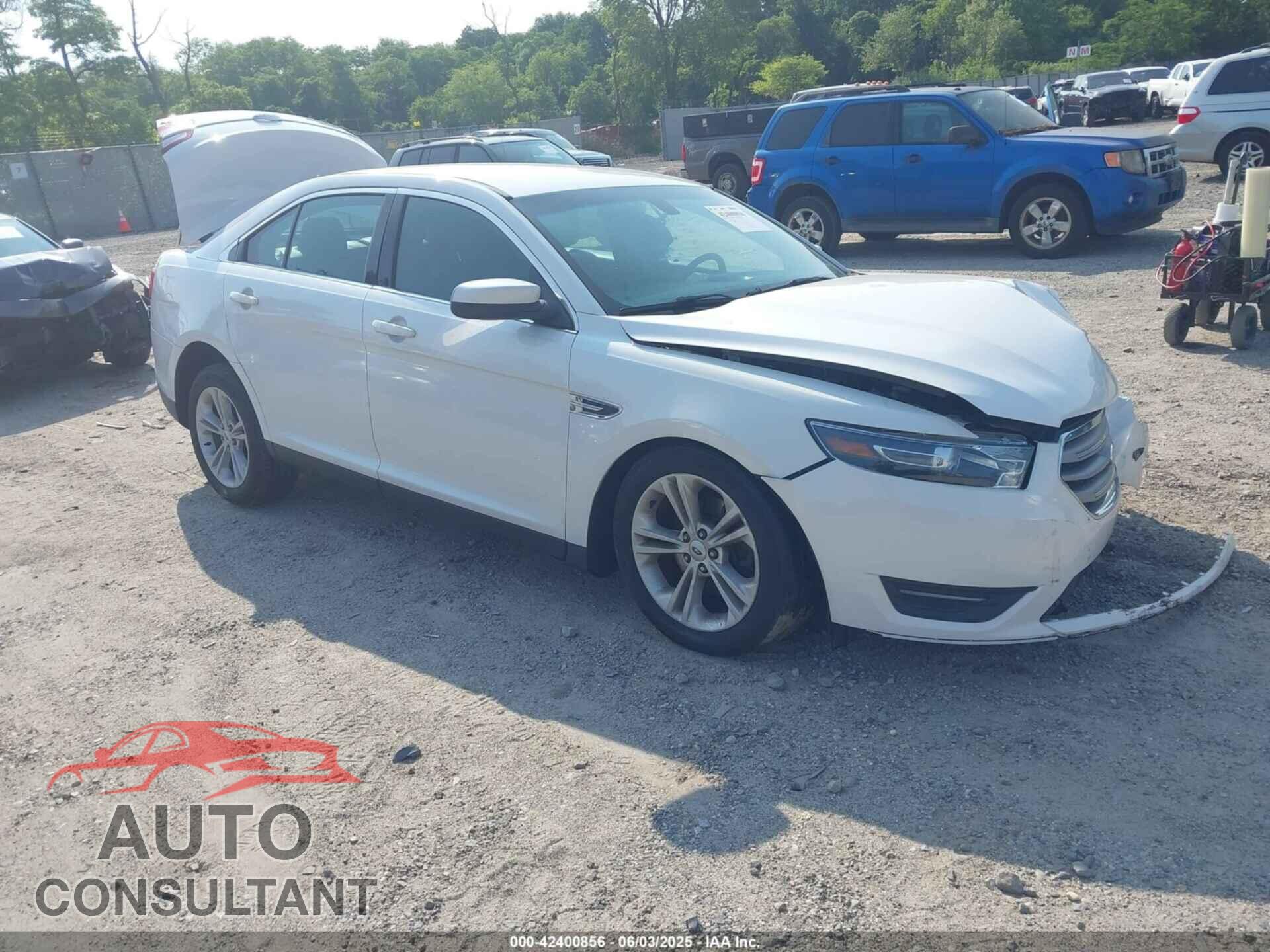 FORD TAURUS 2015 - 1FAHP2E97FG149657