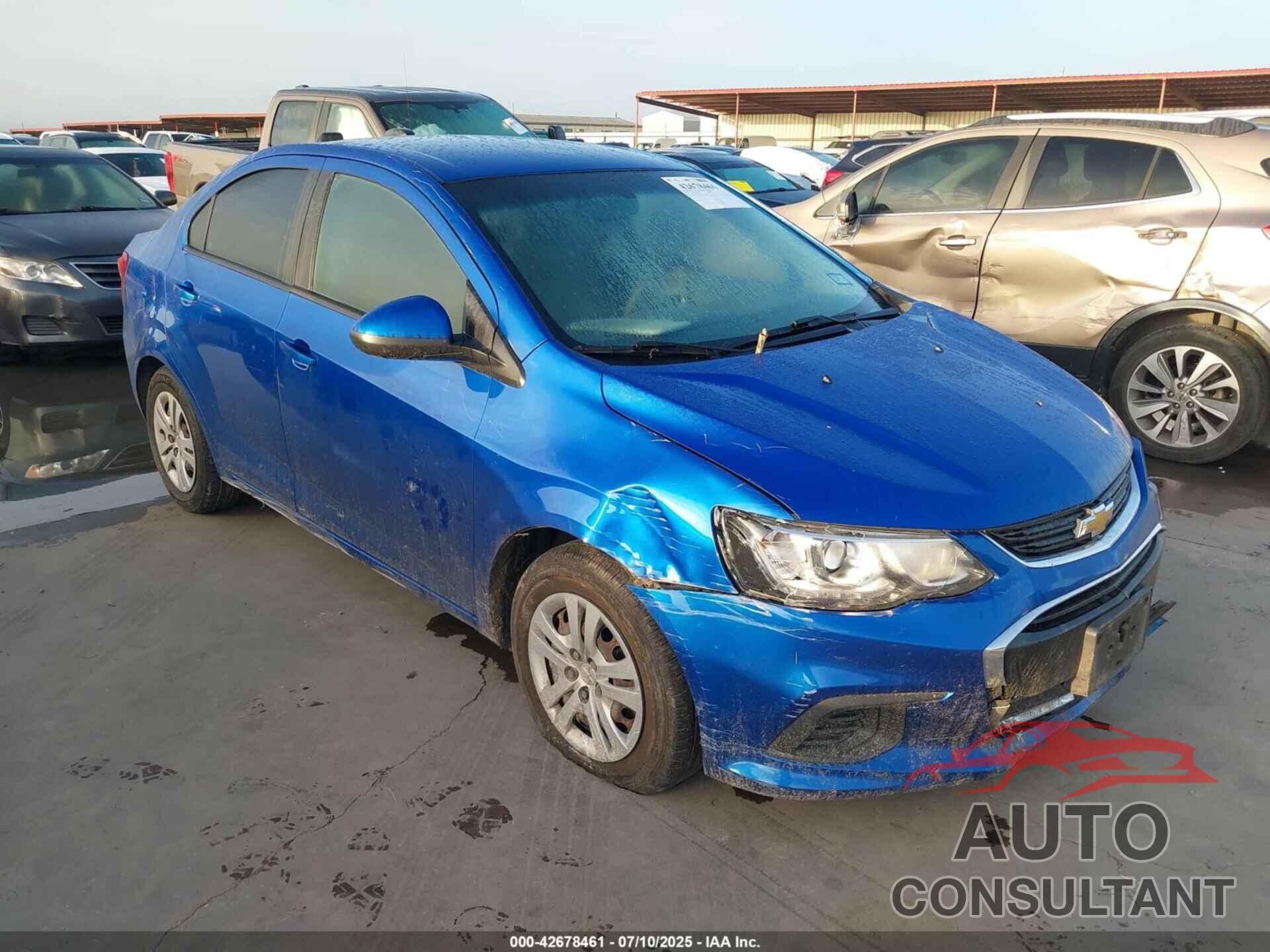 CHEVROLET SONIC 2019 - 1G1JB5SB8K4111068