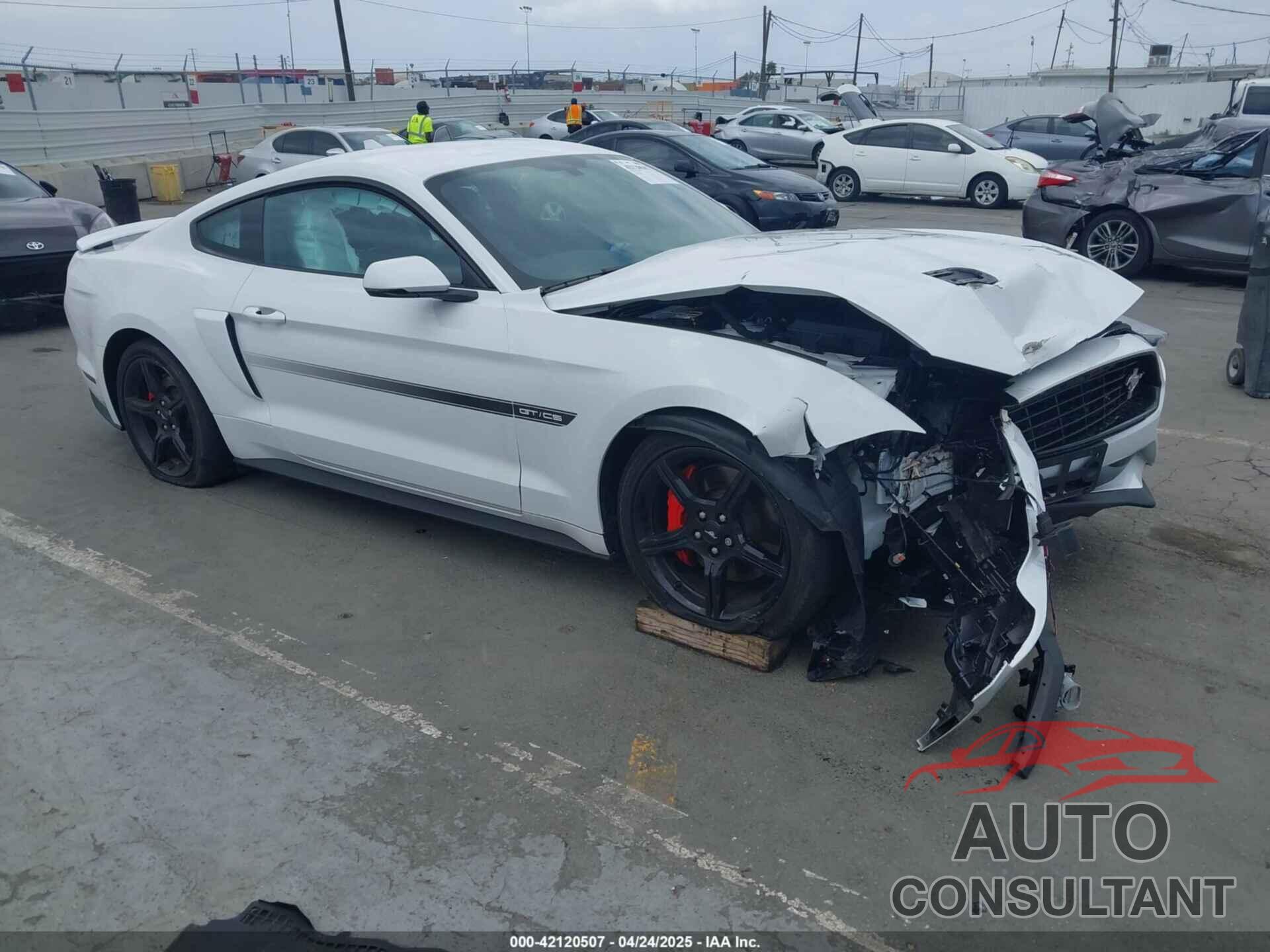 FORD MUSTANG 2020 - 1FA6P8CF4L5176793