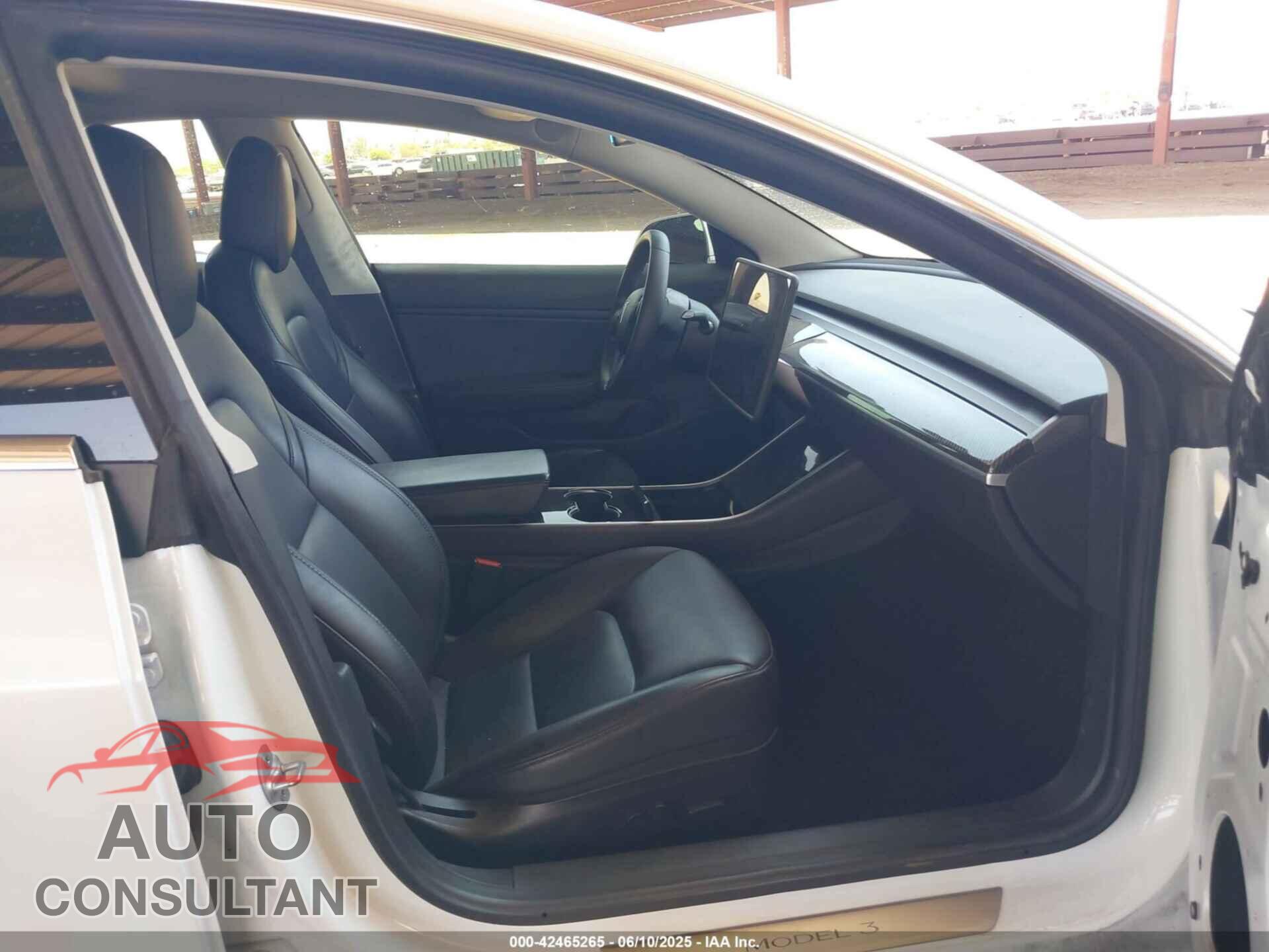 TESLA MODEL 3 2019 - 5YJ3E1EB9KF511161