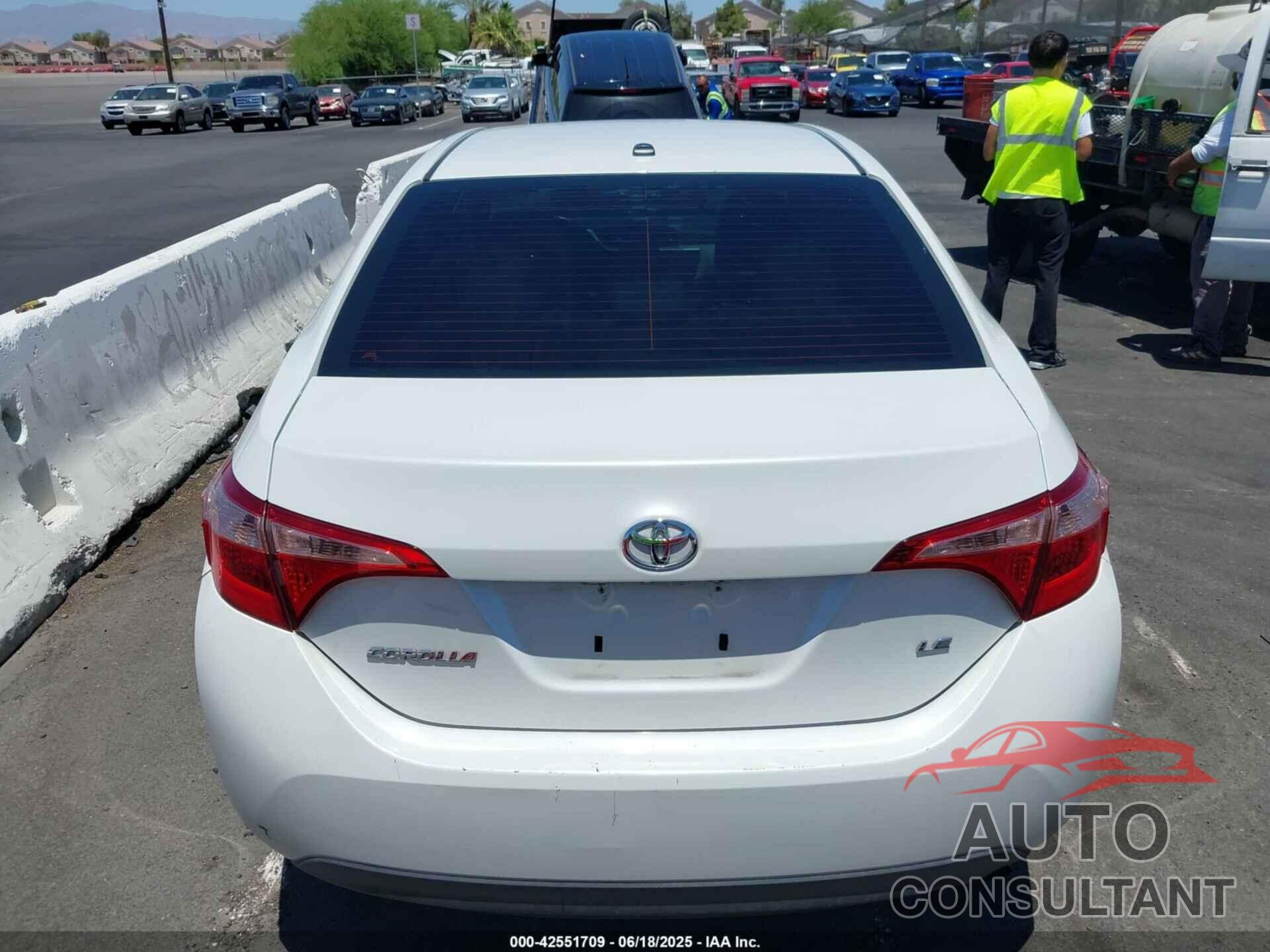 TOYOTA COROLLA 2017 - 5YFBURHE7HP616233