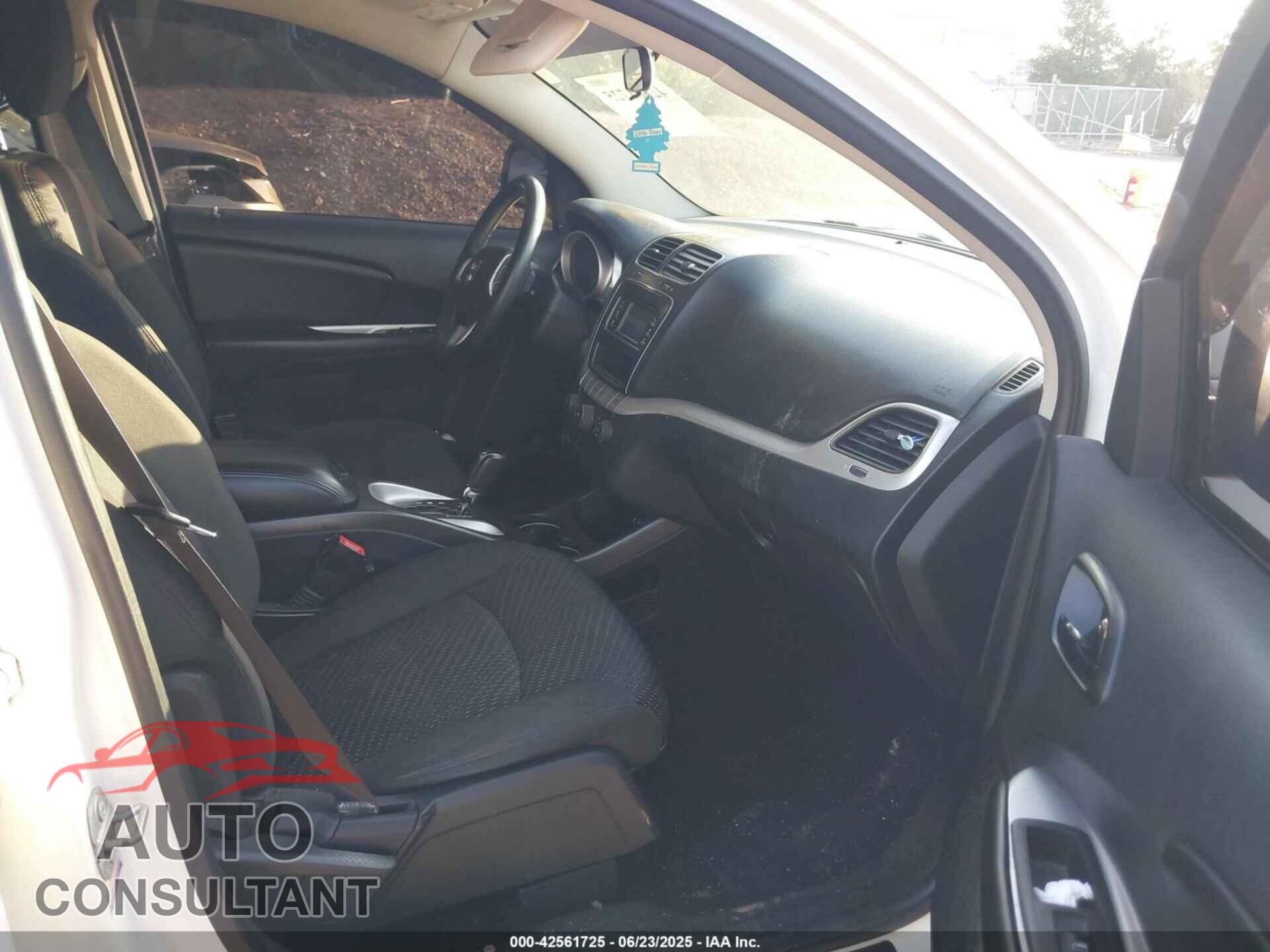 DODGE JOURNEY 2017 - 3C4PDCBB4HT684407