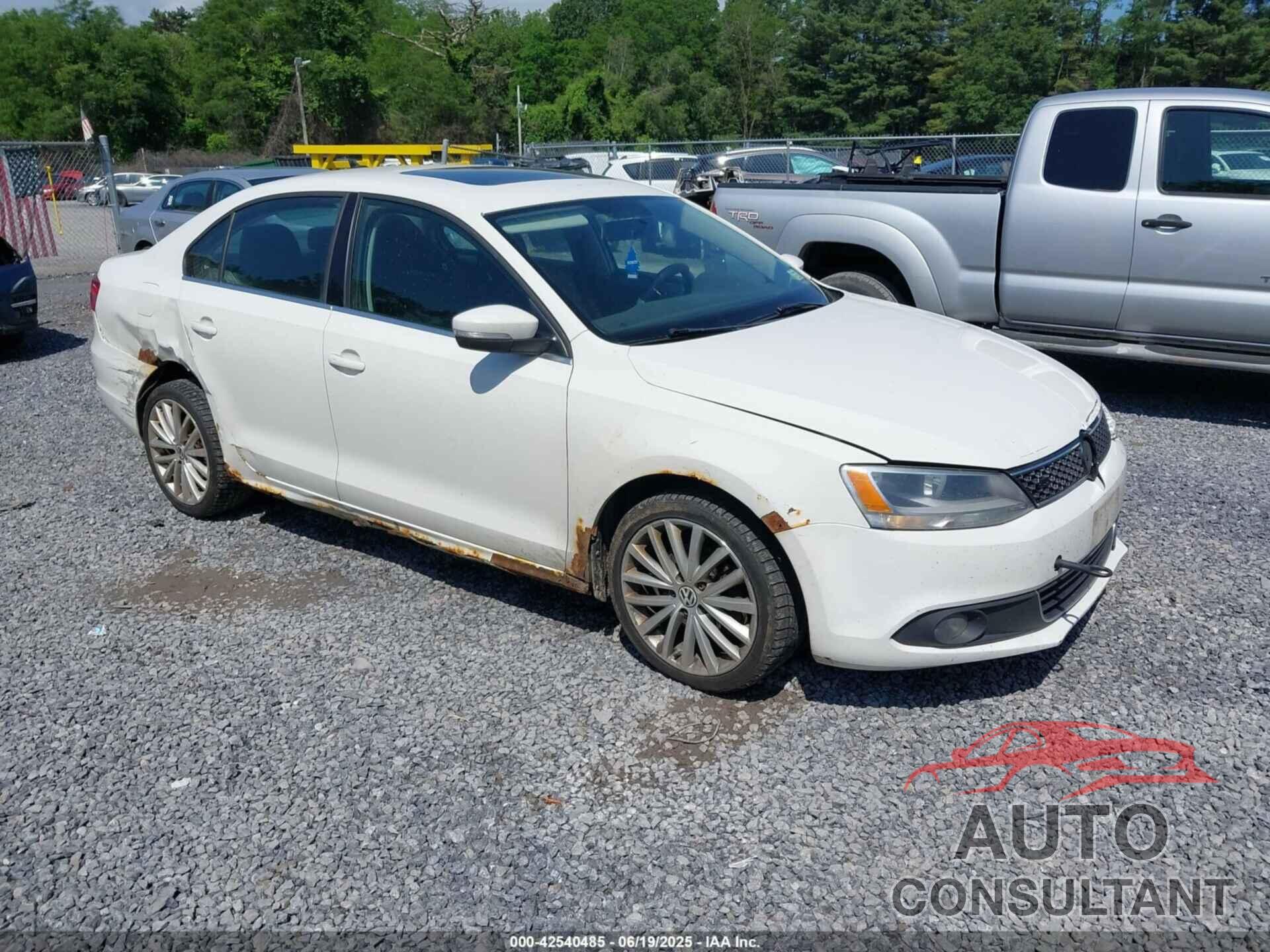 VOLKSWAGEN JETTA 2011 - 3VWLZ7AJ5BM354547