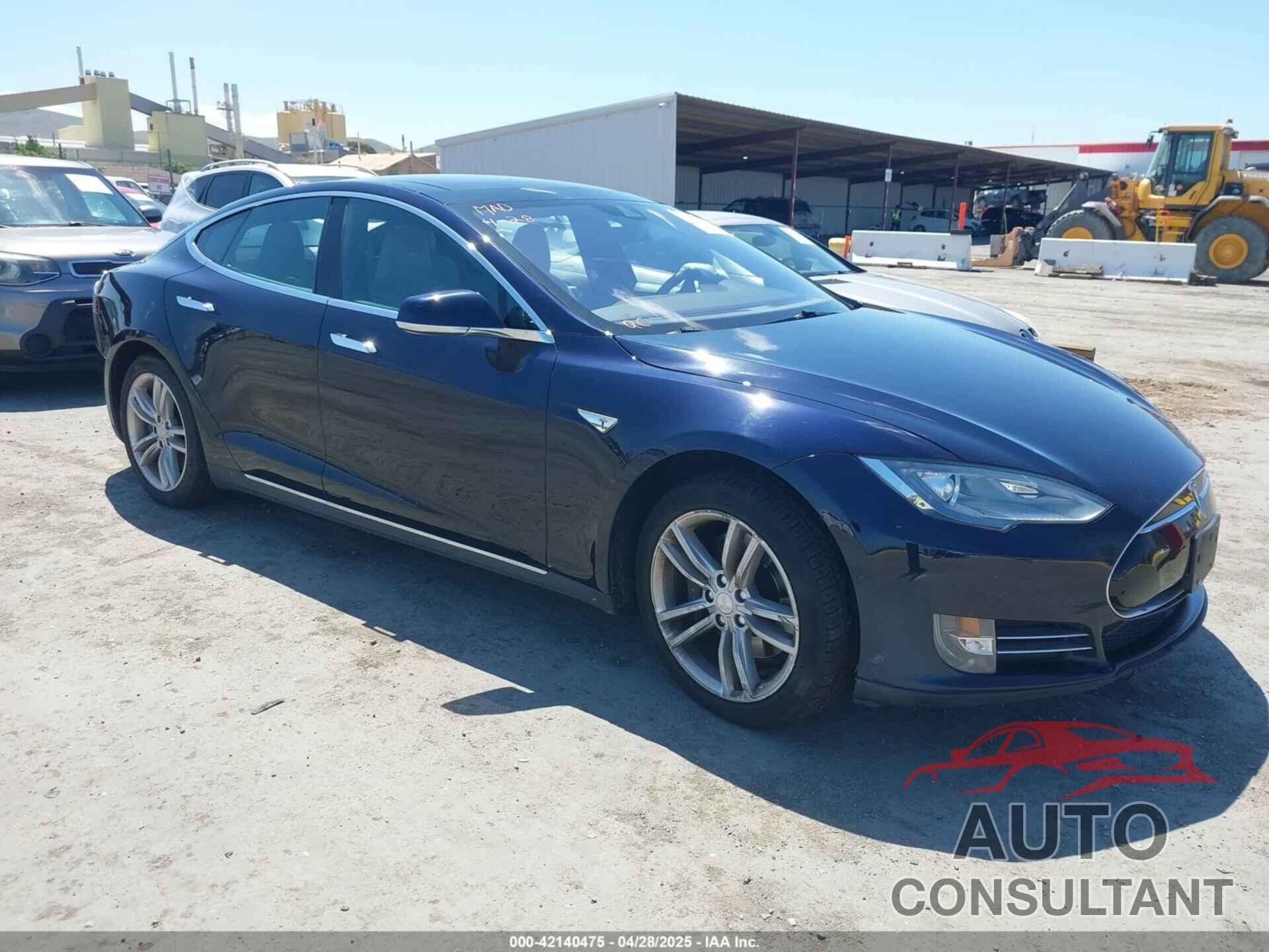 TESLA MODEL S 2015 - 5YJSA1H15FF084321