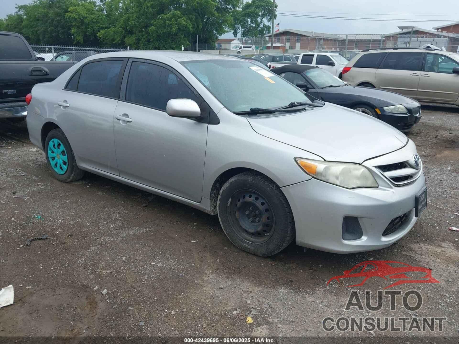 TOYOTA COROLLA 2011 - 2T1BU4EE5BC547878