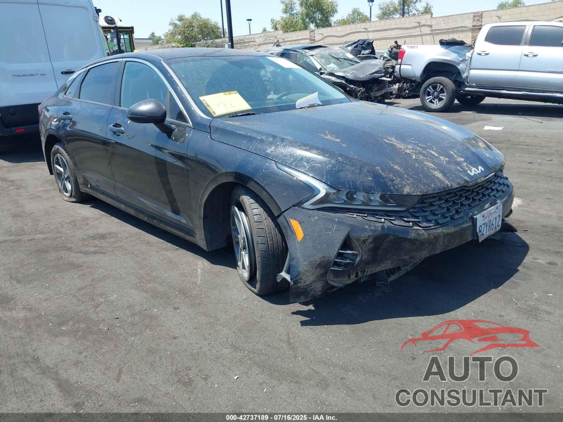 KIA K5 2022 - 5XXG24J25NG136047