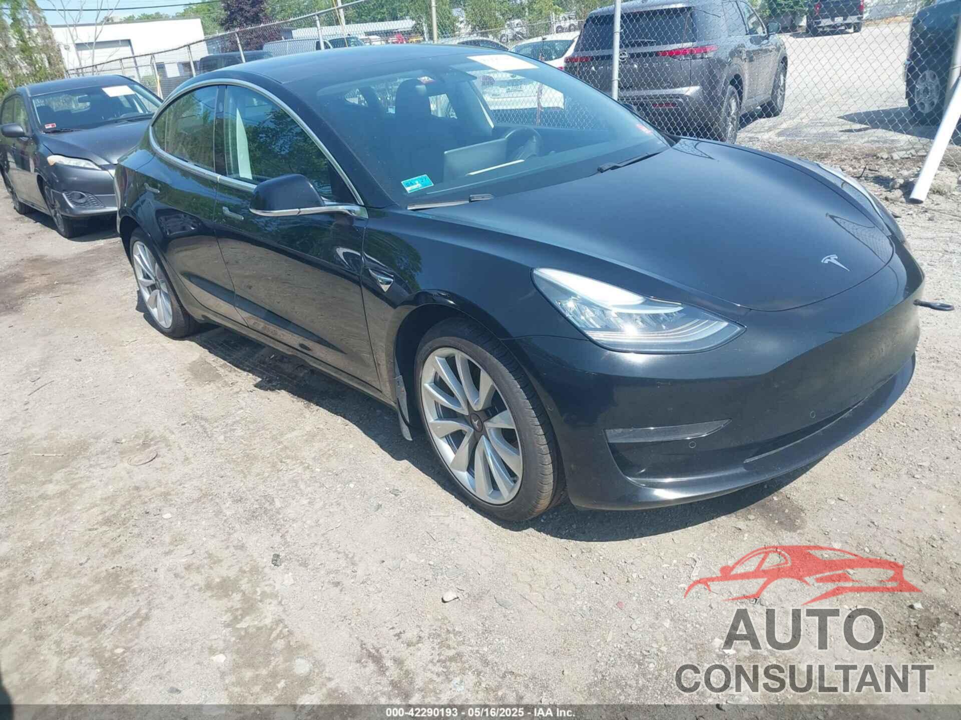 TESLA MODEL 3 2018 - 5YJ3E1EB9JF086703