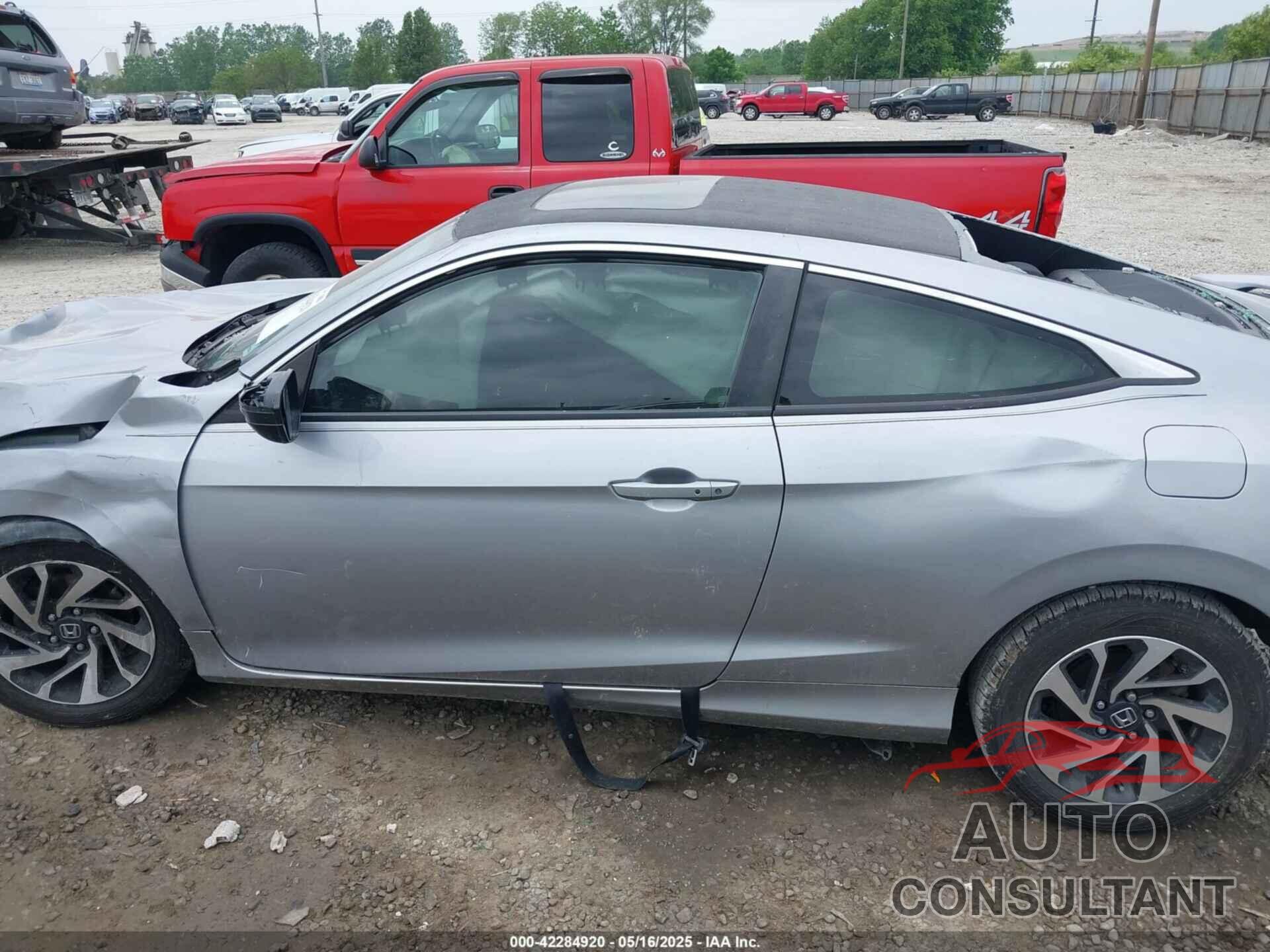HONDA CIVIC 2016 - 2HGFC4B00GH306595