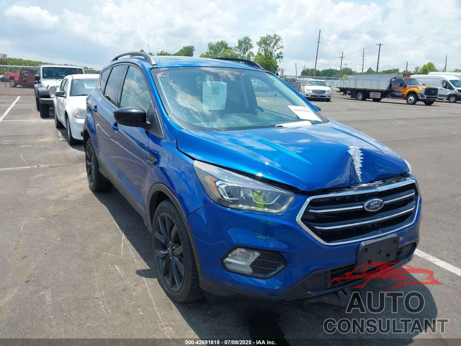 FORD ESCAPE 2018 - 1FMCU0GD5JUC16894