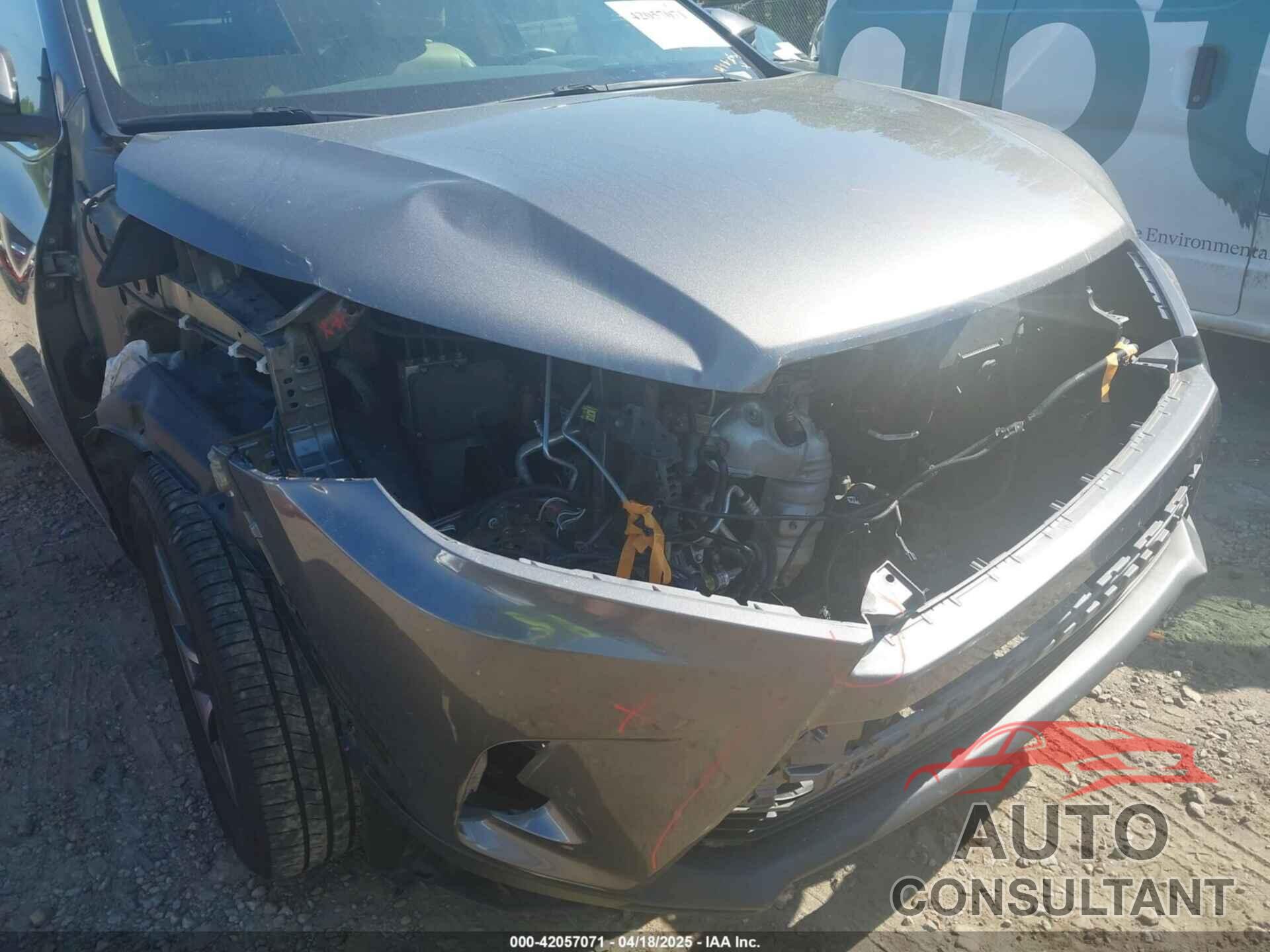 TOYOTA HIGHLANDER 2017 - 5TDKZRFHXHS523583