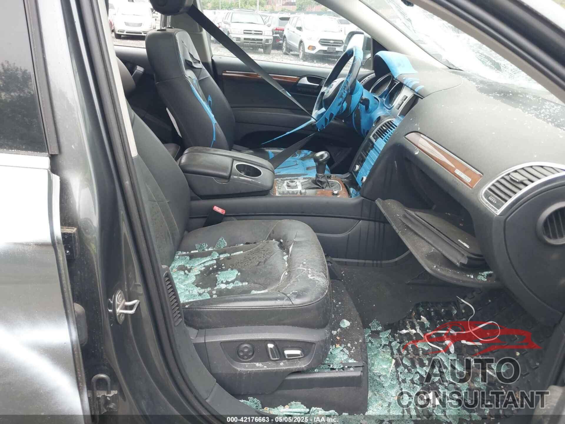 AUDI Q7 2014 - WA1LGAFE8ED014210