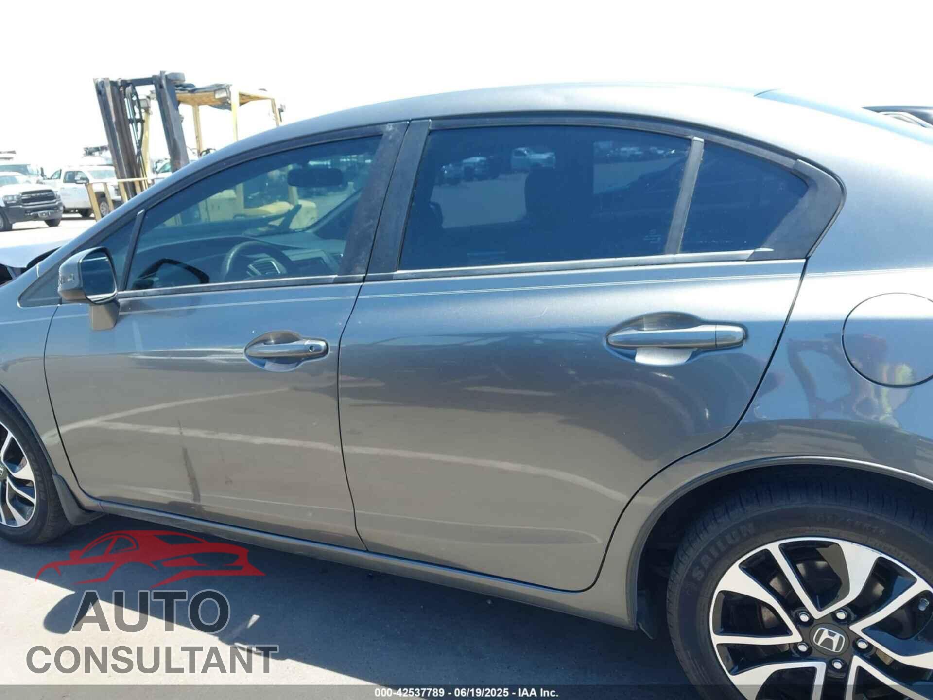 HONDA CIVIC 2013 - 19XFB2F81DE205076