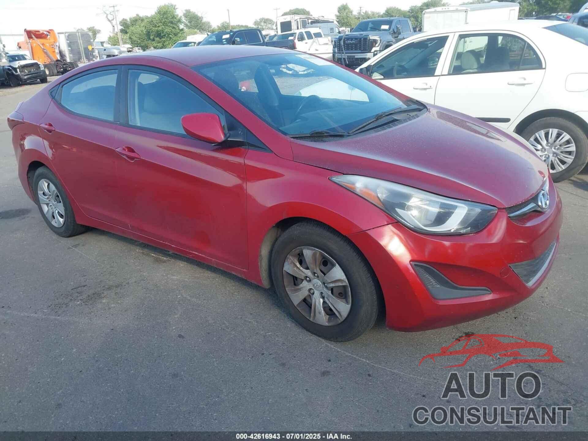 HYUNDAI ELANTRA 2016 - KMHDH4AE9GU643179
