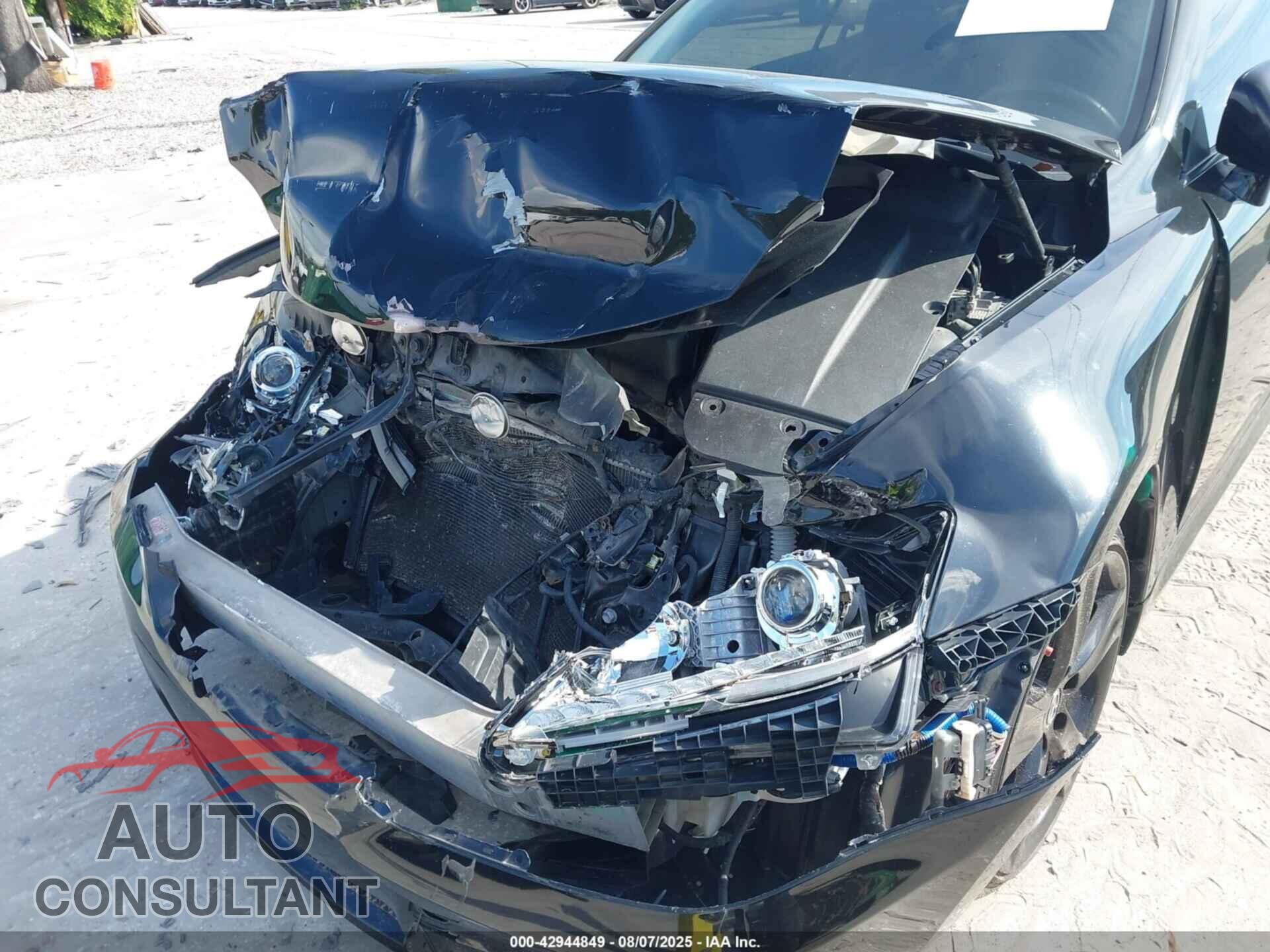 LEXUS IS 250C 2012 - JTHFF2C28C2523601