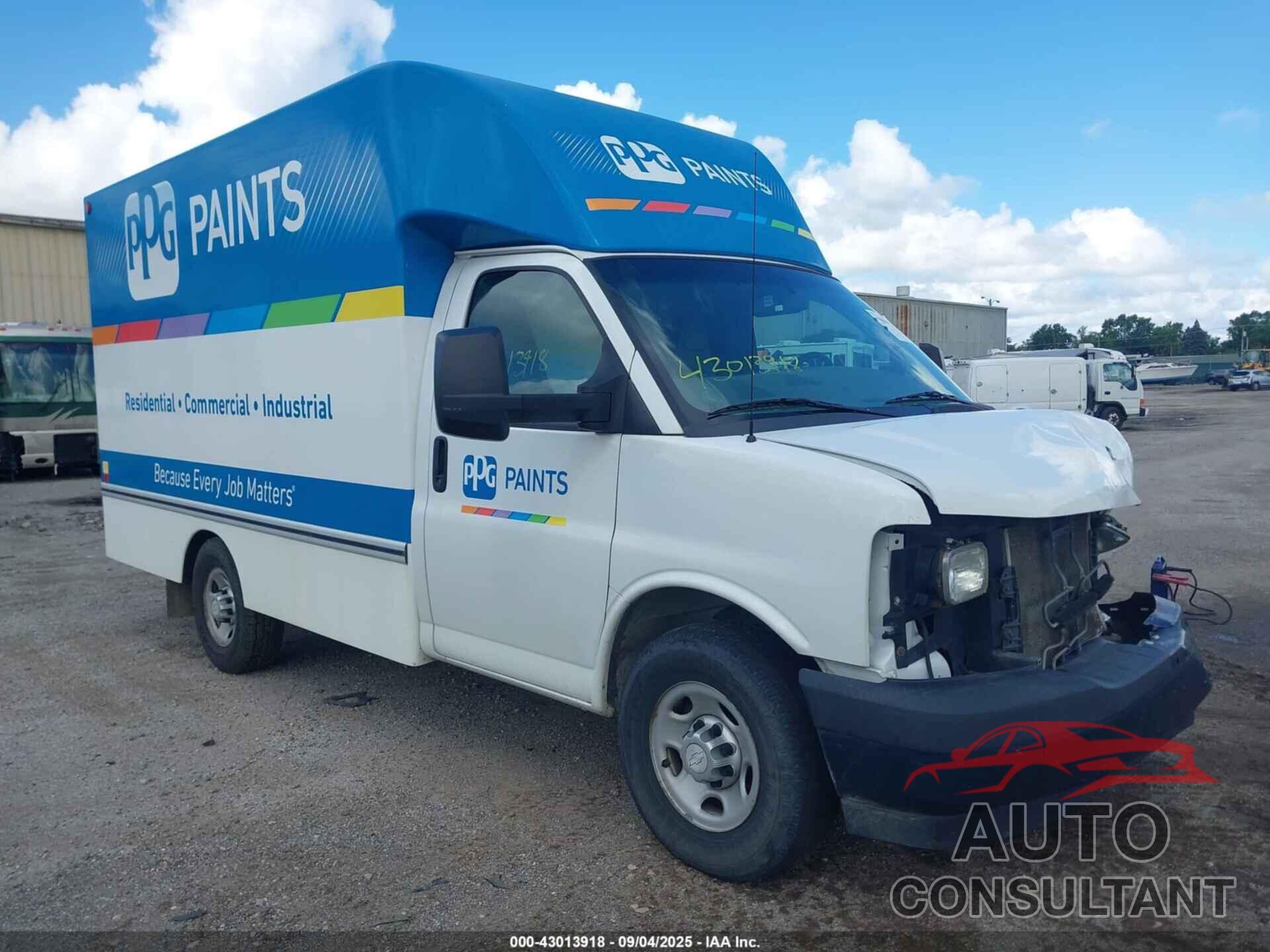 CHEVROLET EXPRESS CUTAWAY 2017 - 1GB0GRFFXH1192419