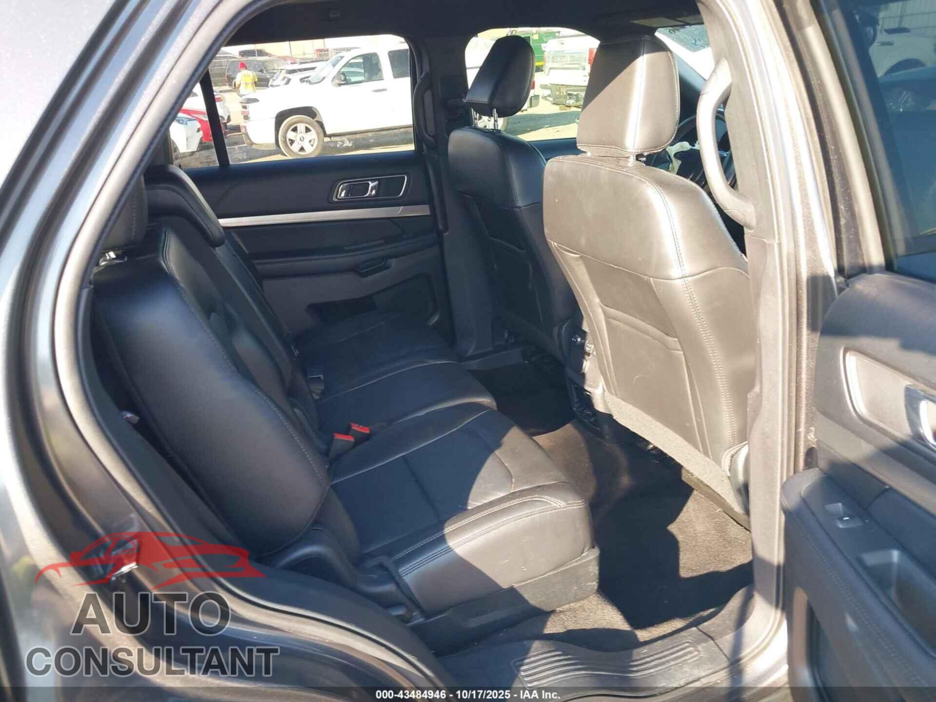 FORD EXPLORER 2018 - 1FM5K7DH4JGB64901