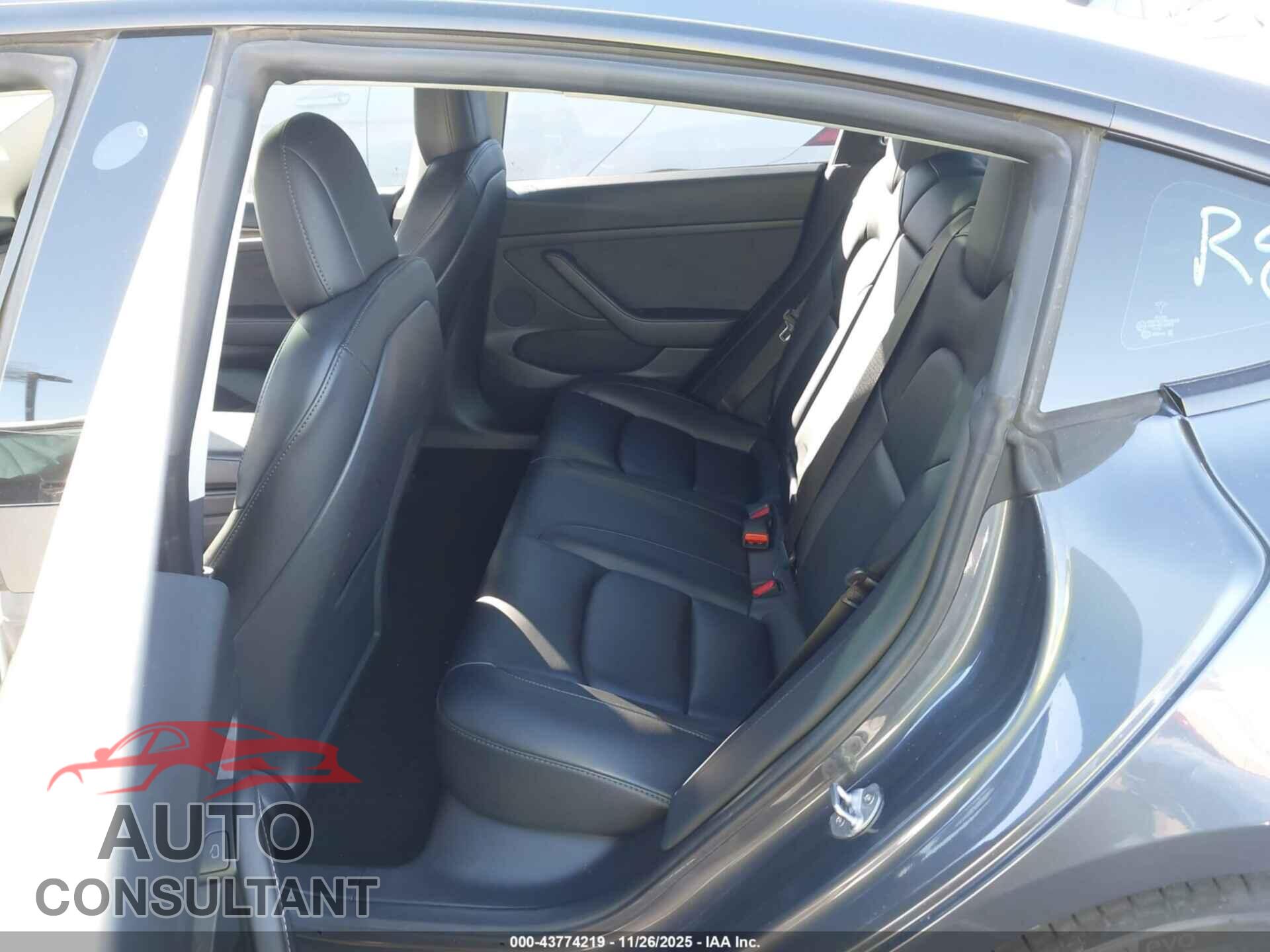 TESLA MODEL 3 2021 - 5YJ3E1EA3MF097773