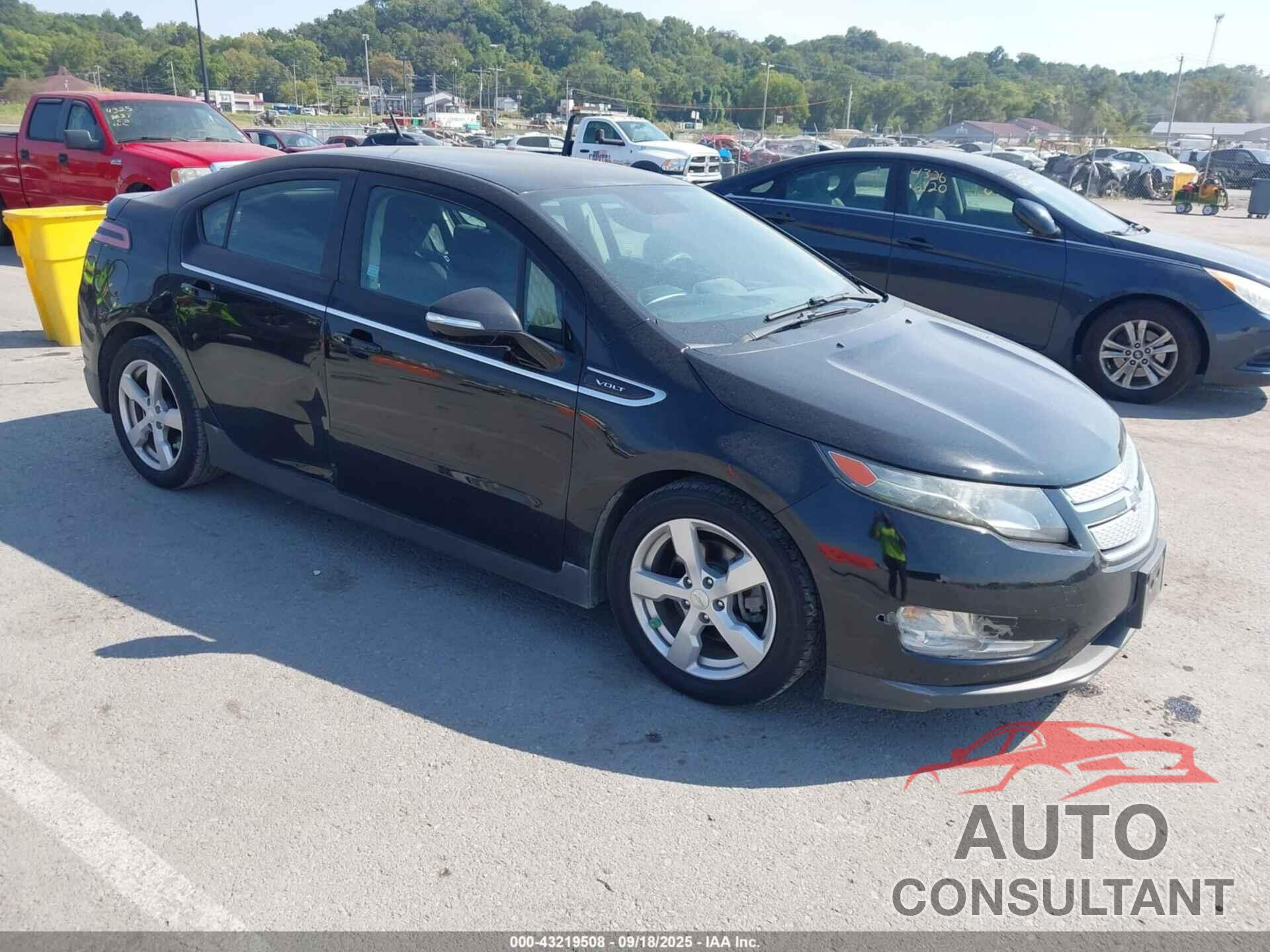 CHEVROLET VOLT 2013 - 1G1RA6E48DU110577