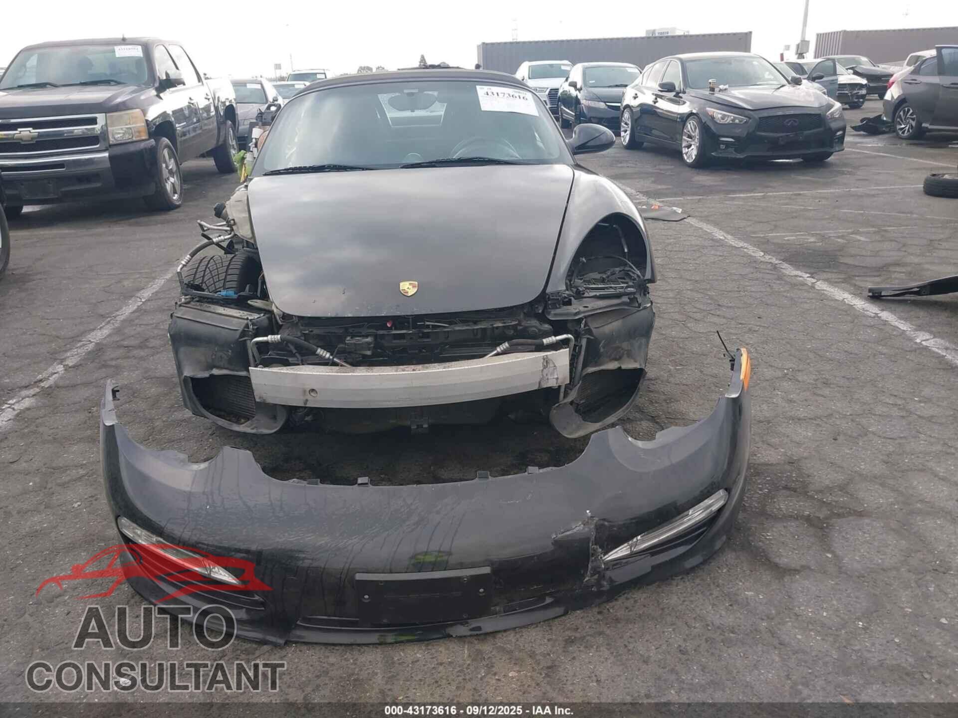 PORSCHE BOXSTER 2011 - WP0CA2A84BS710620