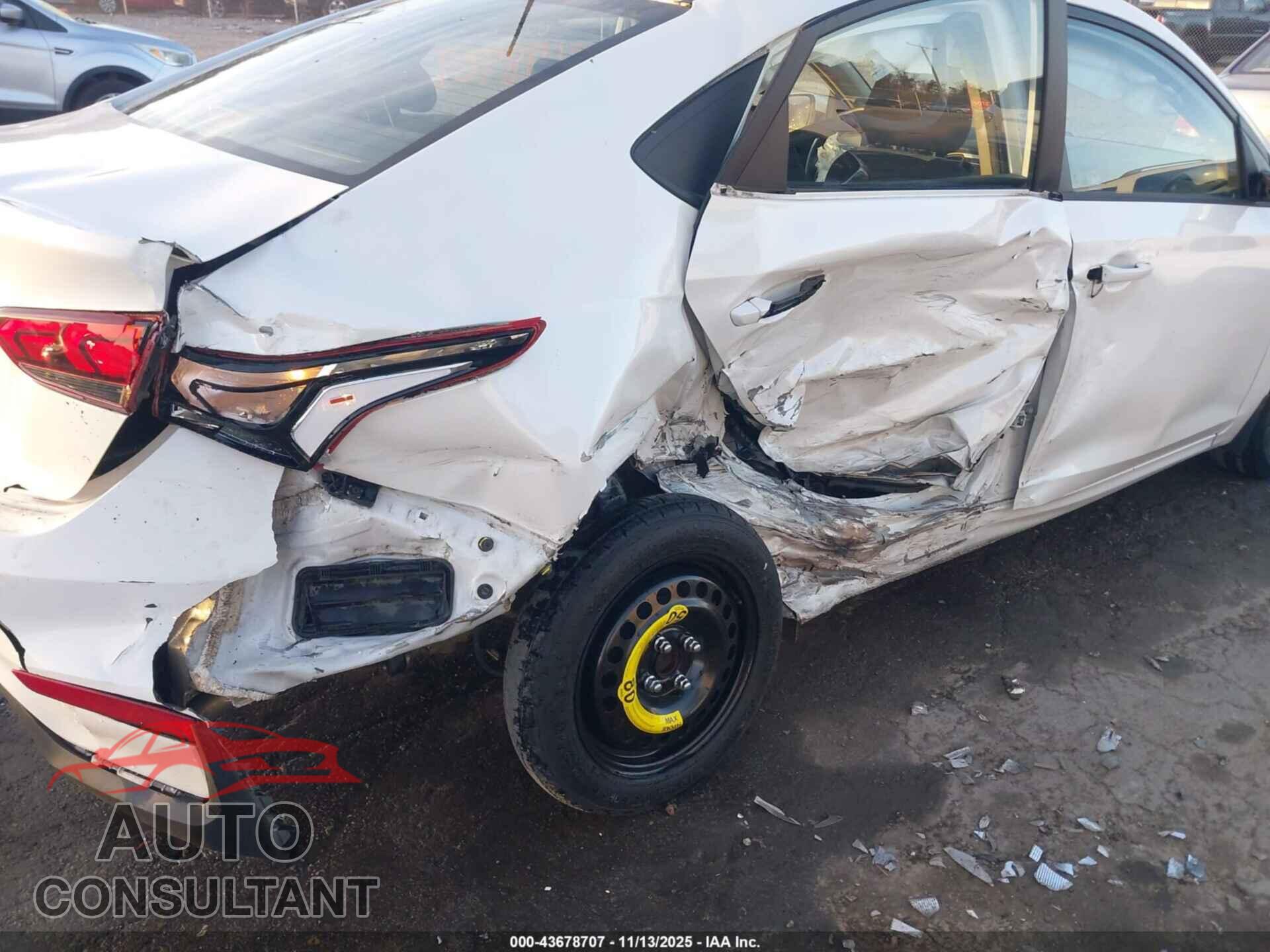 HYUNDAI ACCENT 2019 - 3KPC24A30KE039981