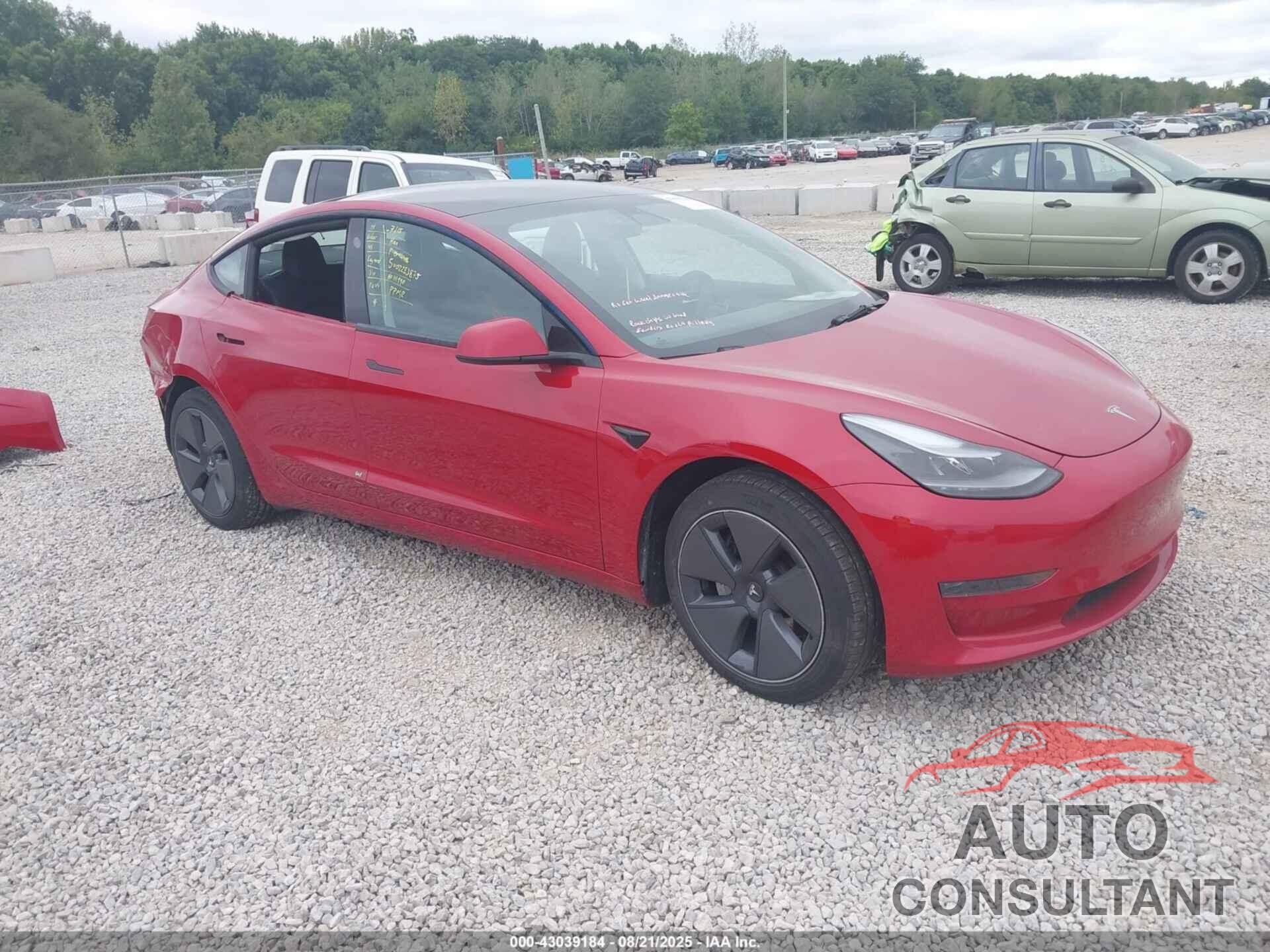 TESLA MODEL 3 2022 - 5YJ3E1EA4NF111990