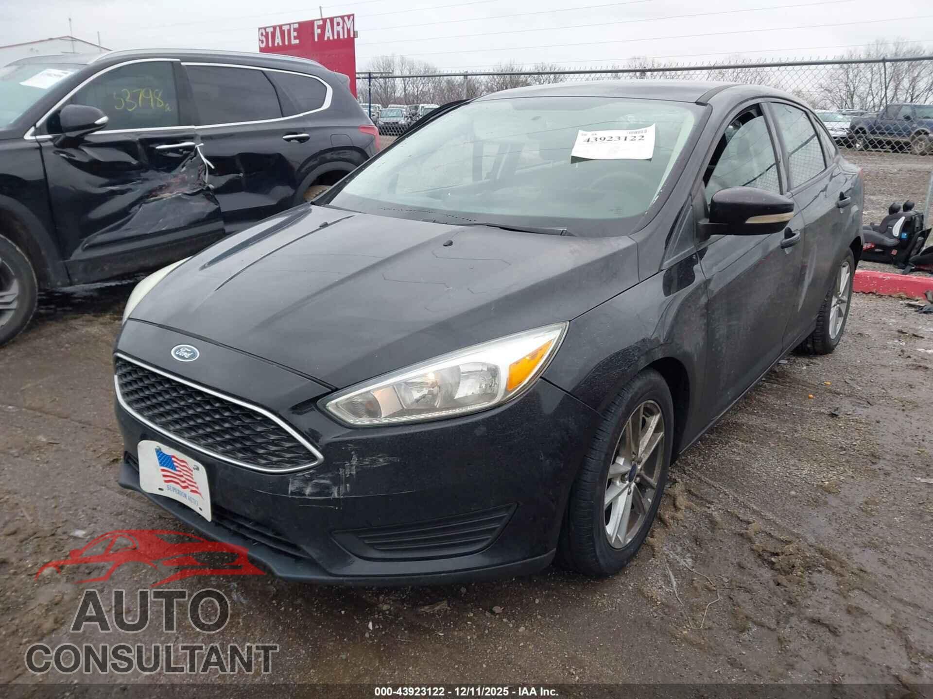 FORD FOCUS 2017 - 1FADP3F20HL205258