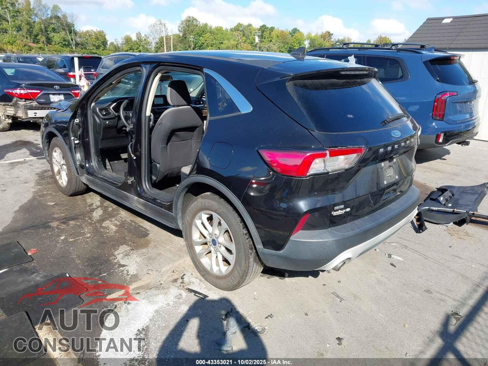 FORD ESCAPE 2020 - 1FMCU0G63LUA92029