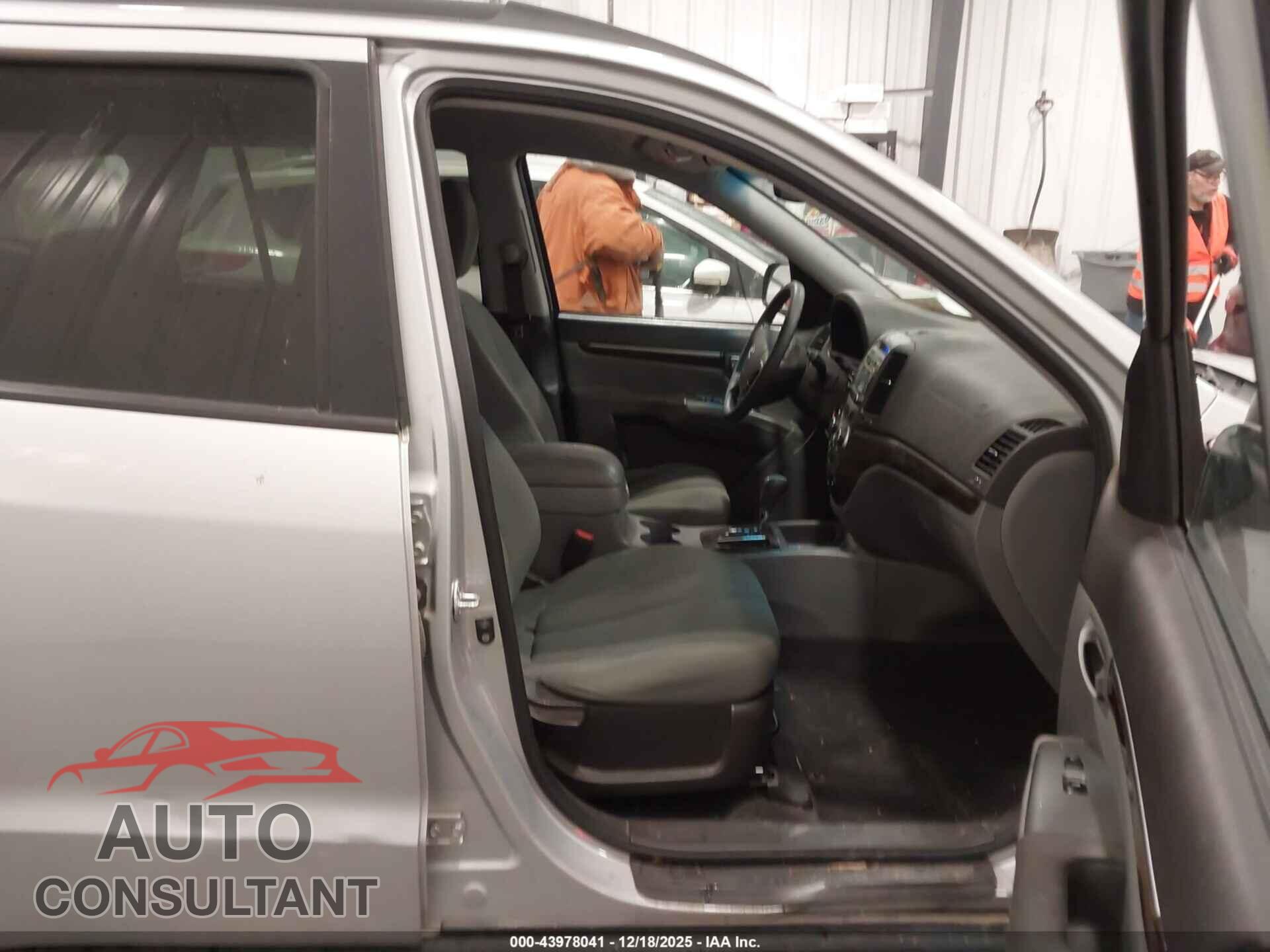 HYUNDAI SANTA FE 2010 - 5NMSGDAB9AH409370