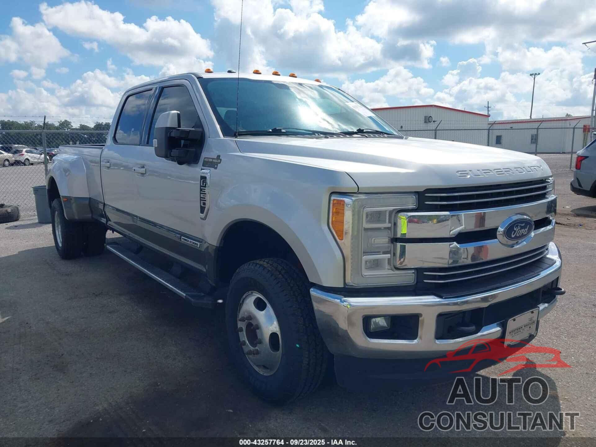 FORD F-350 2017 - 1FT8W3DT9HED89985