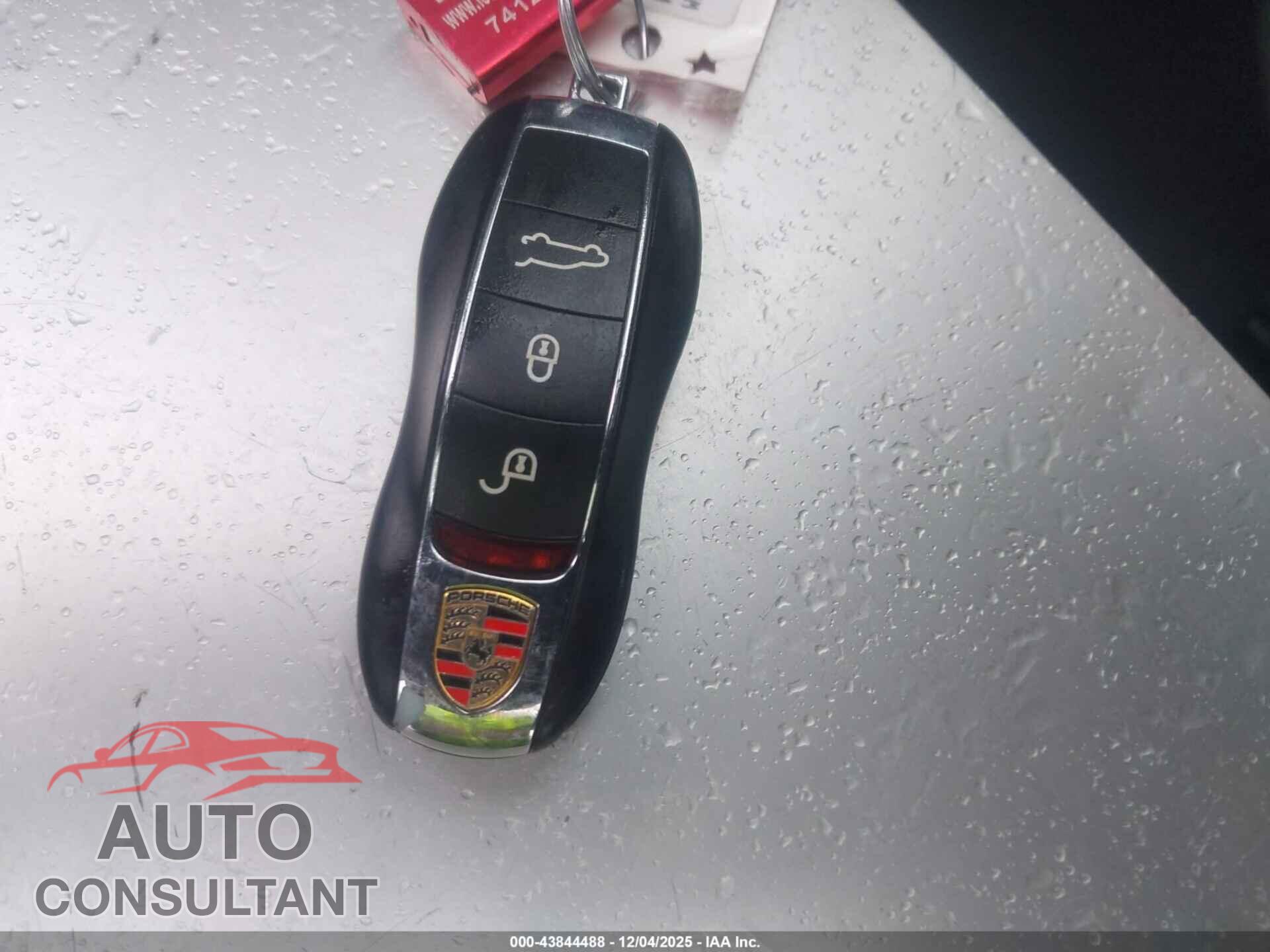 PORSCHE CAYENNE 2016 - WP1AD2A27GLA72017