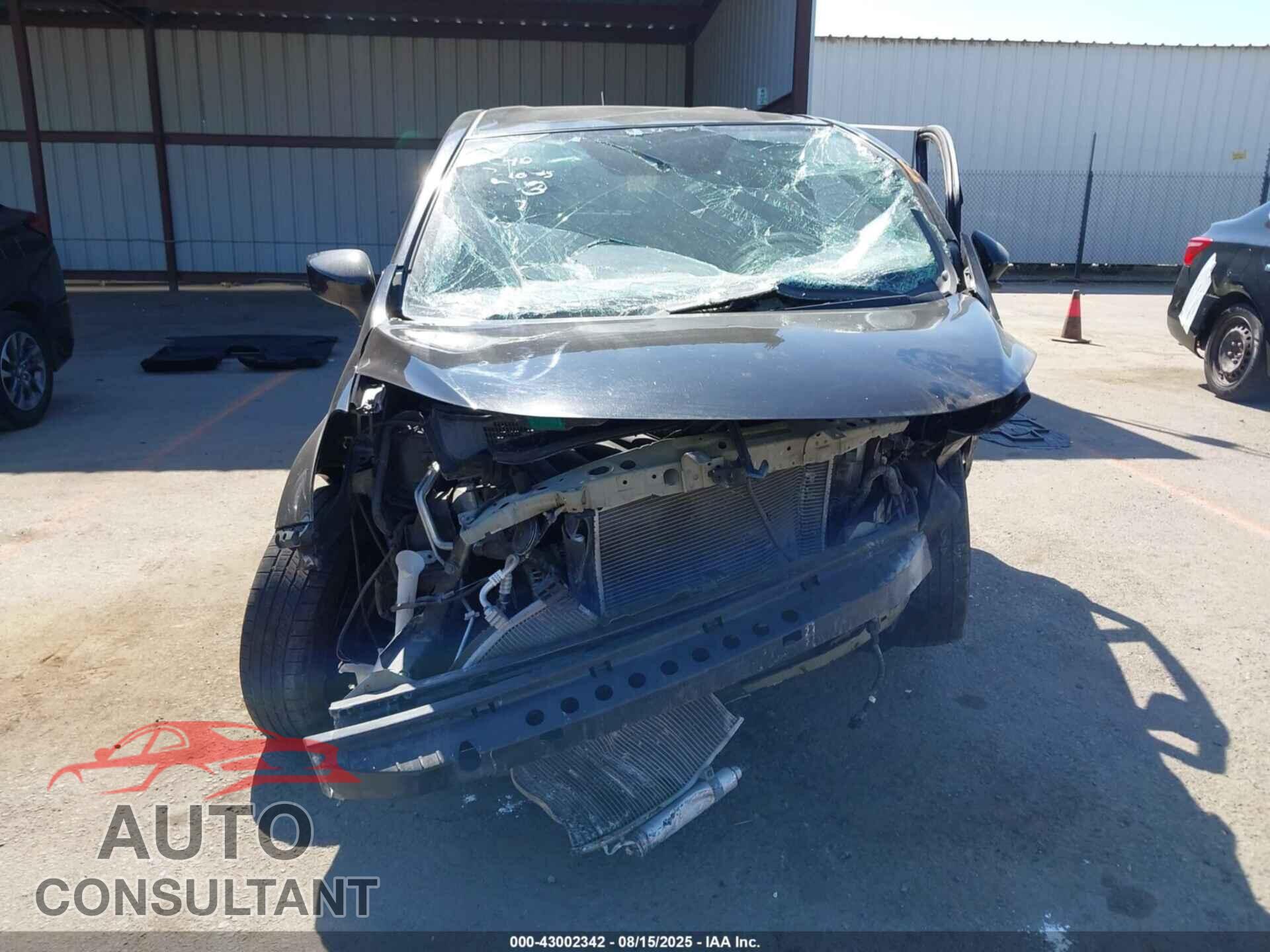 NISSAN VERSA NOTE 2015 - 3N1CE2CP9FL413178