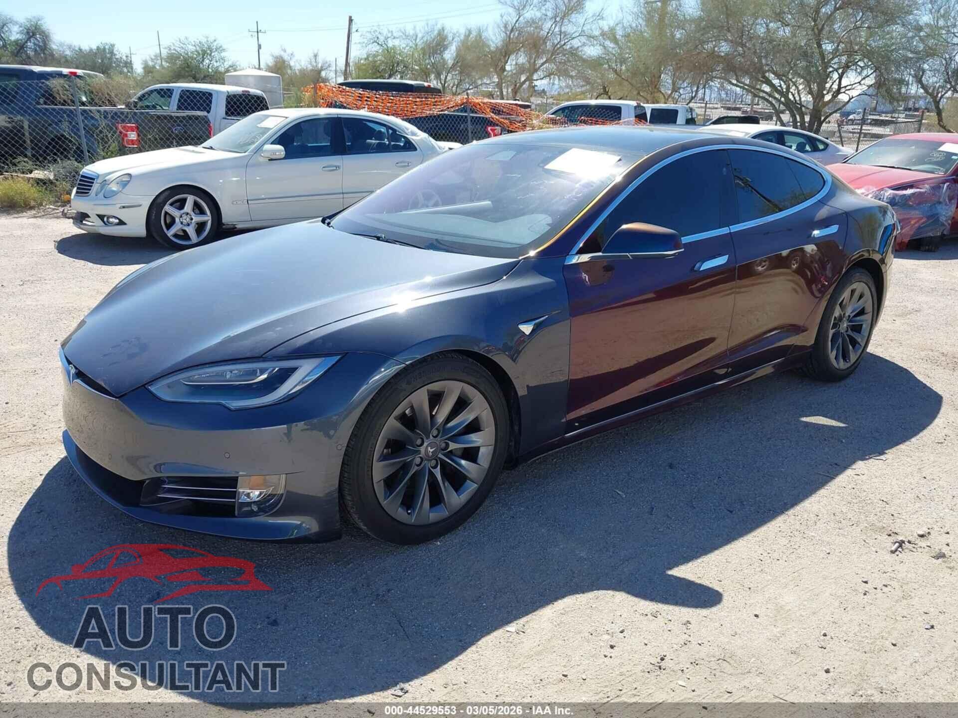 TESLA MODEL S 2020 - 5YJSA1E29LF402658
