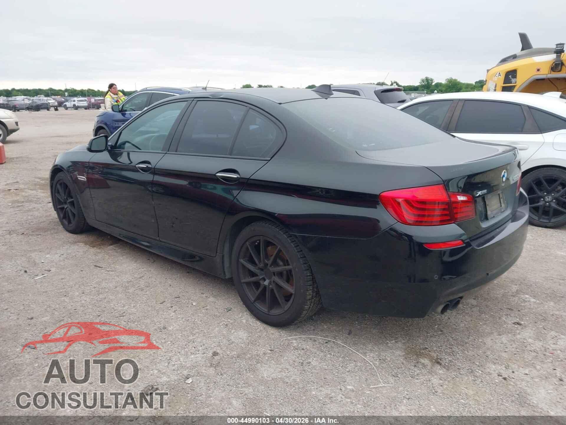 BMW 528I 2015 - WBA5A7C57FD624864