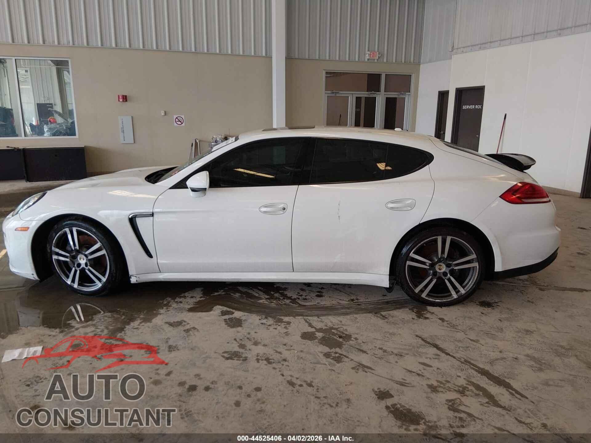 PORSCHE PANAMERA 2014 - WP0AA2A78EL009639