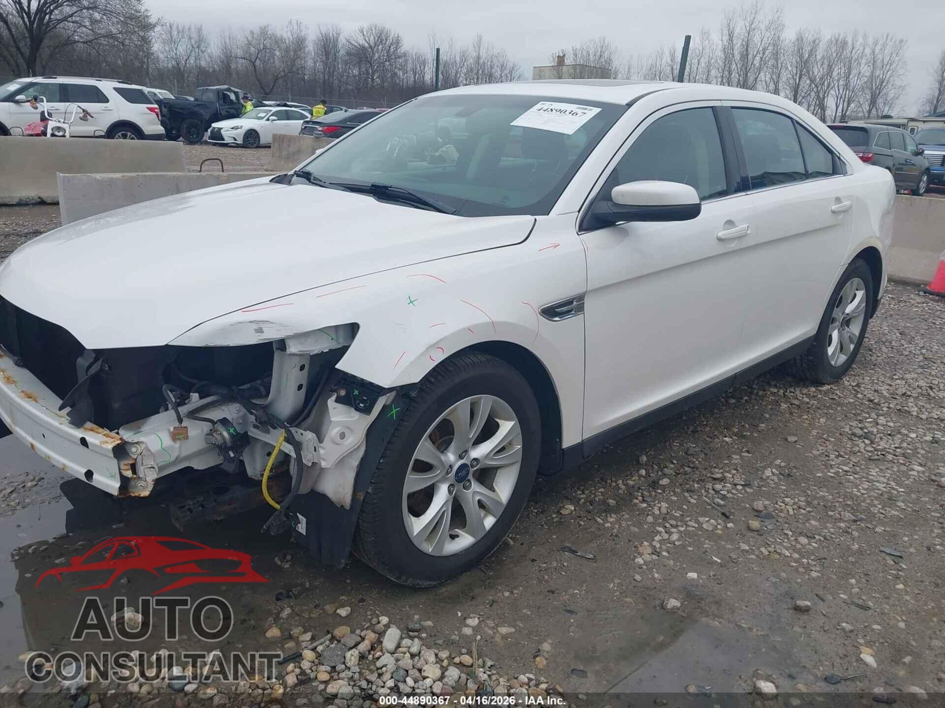 FORD TAURUS 2011 - 1FAHP2EW4BG155271